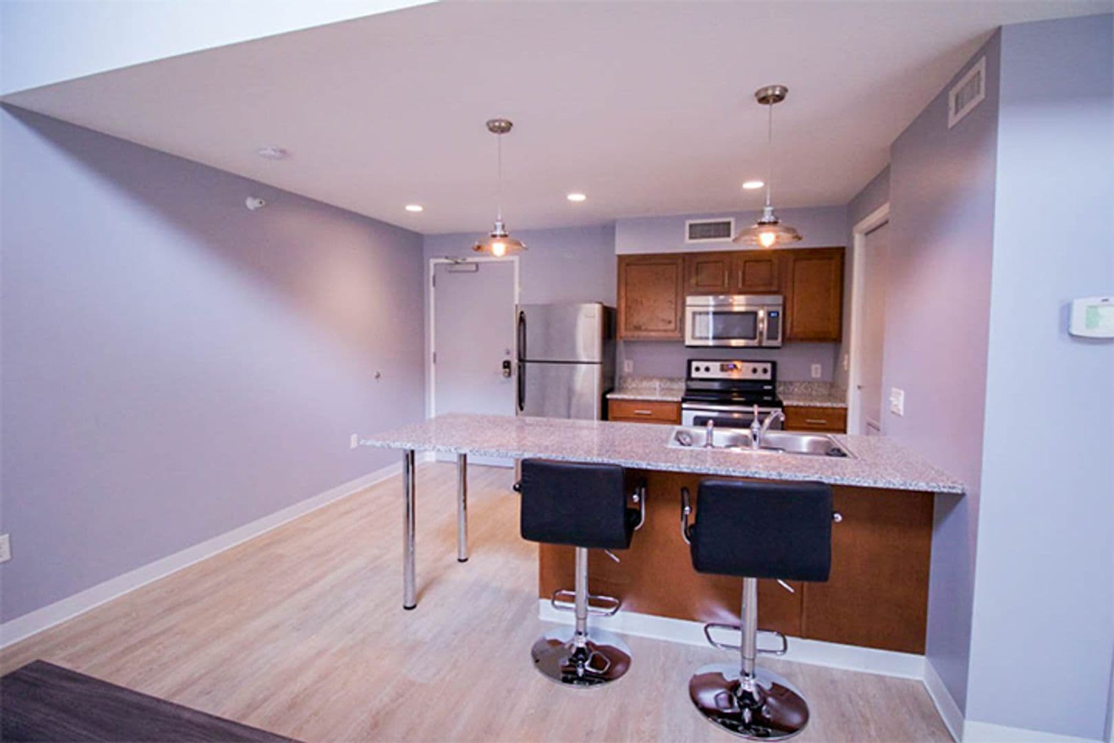 Bloomington Apartment: 604 N. Smith Road