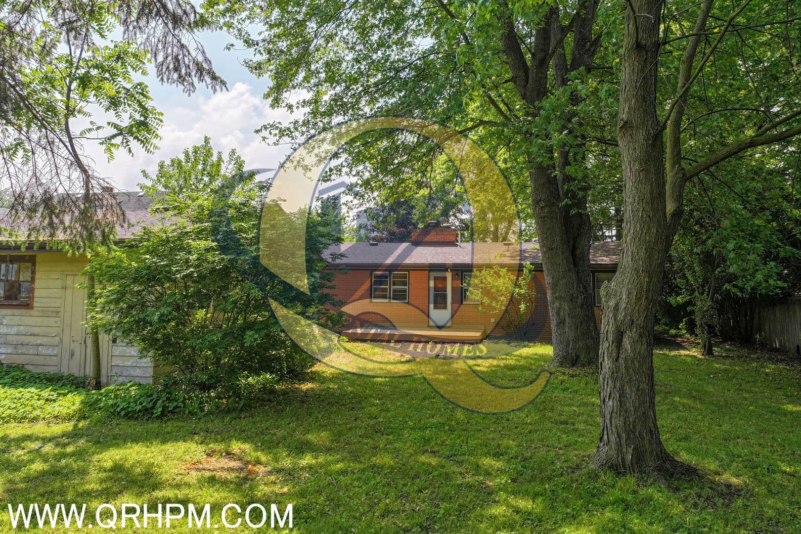 Saginaw House: 490 Schust Rd