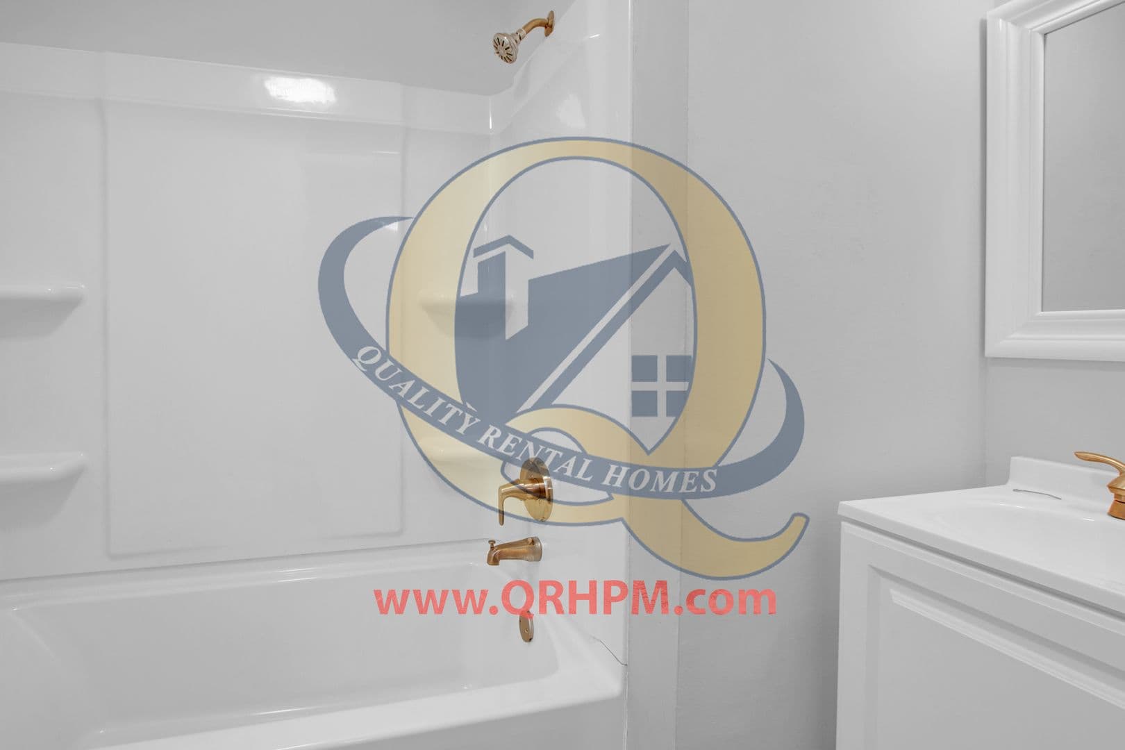 Clio Apartment: S Mill St