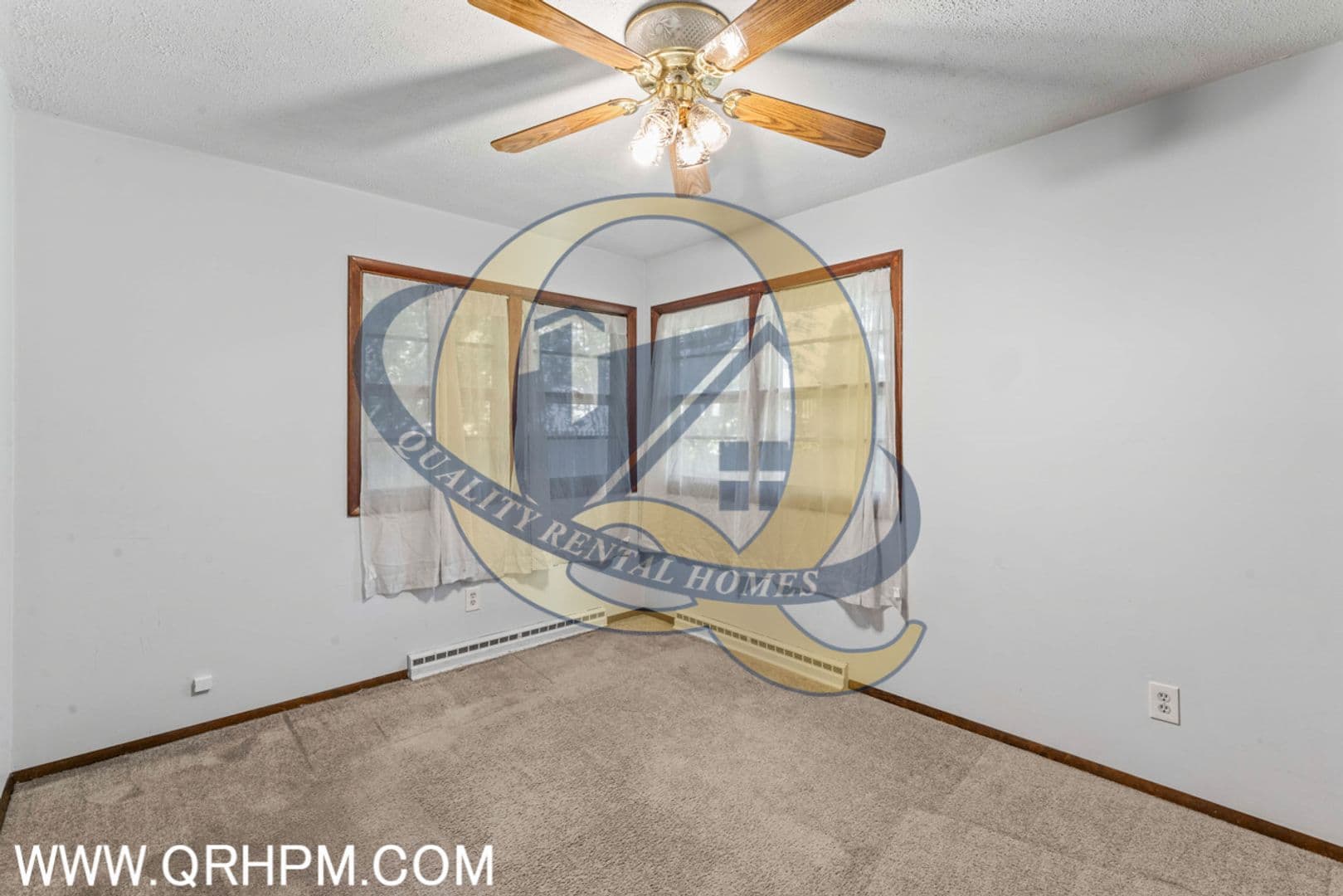 Saginaw House: 490 Schust Rd