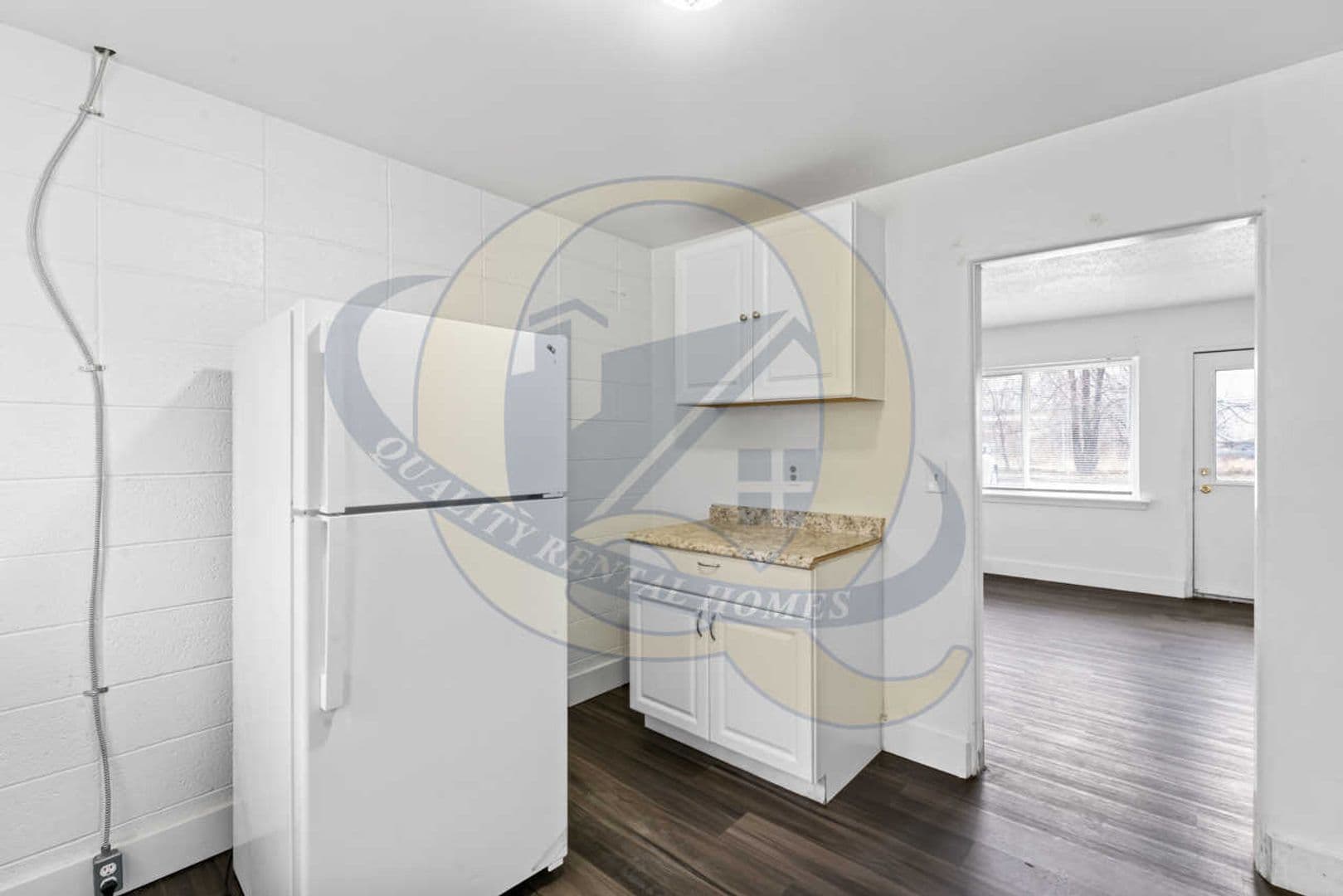 Genesee Apartment: 7280 N Genesee
