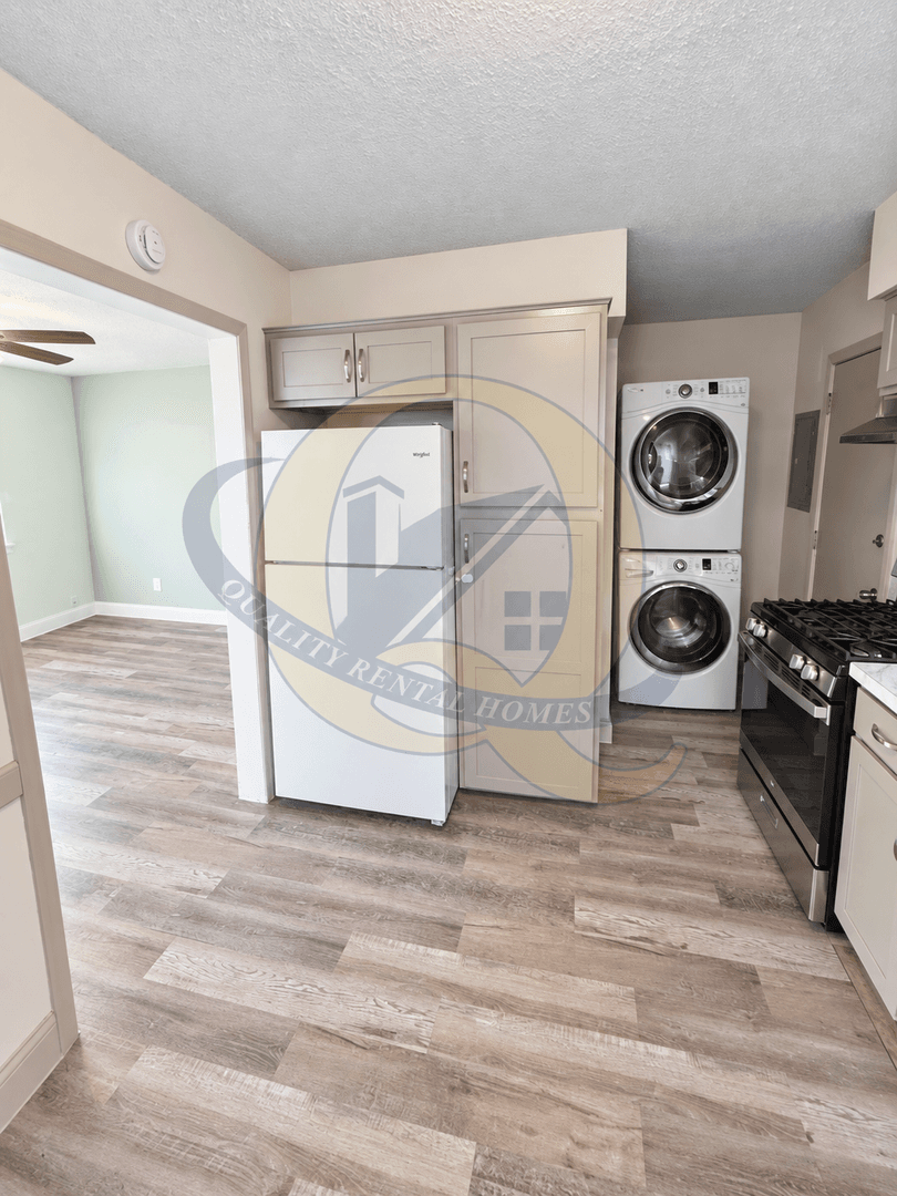 Burton House: 1152 Allen St
