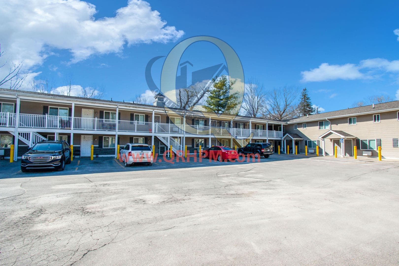Flushing Apartment: 5247 Harold Dr