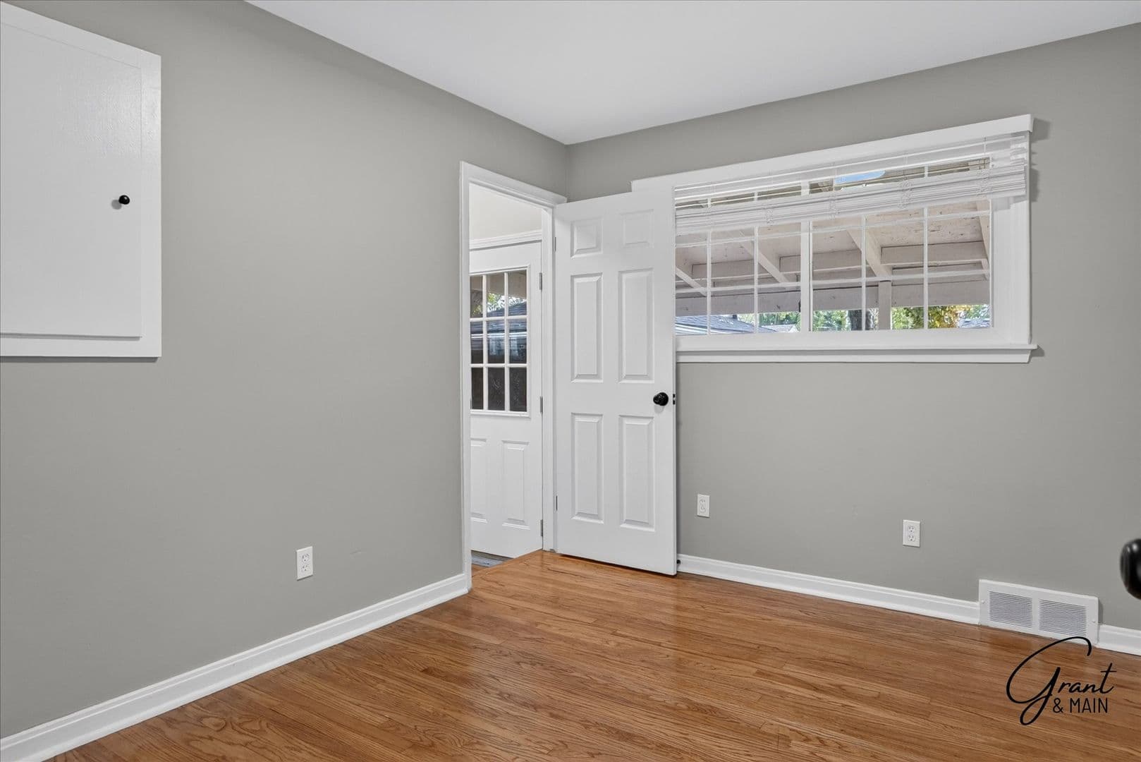 Saint Clair Shores House: 22854 Lingemann St.