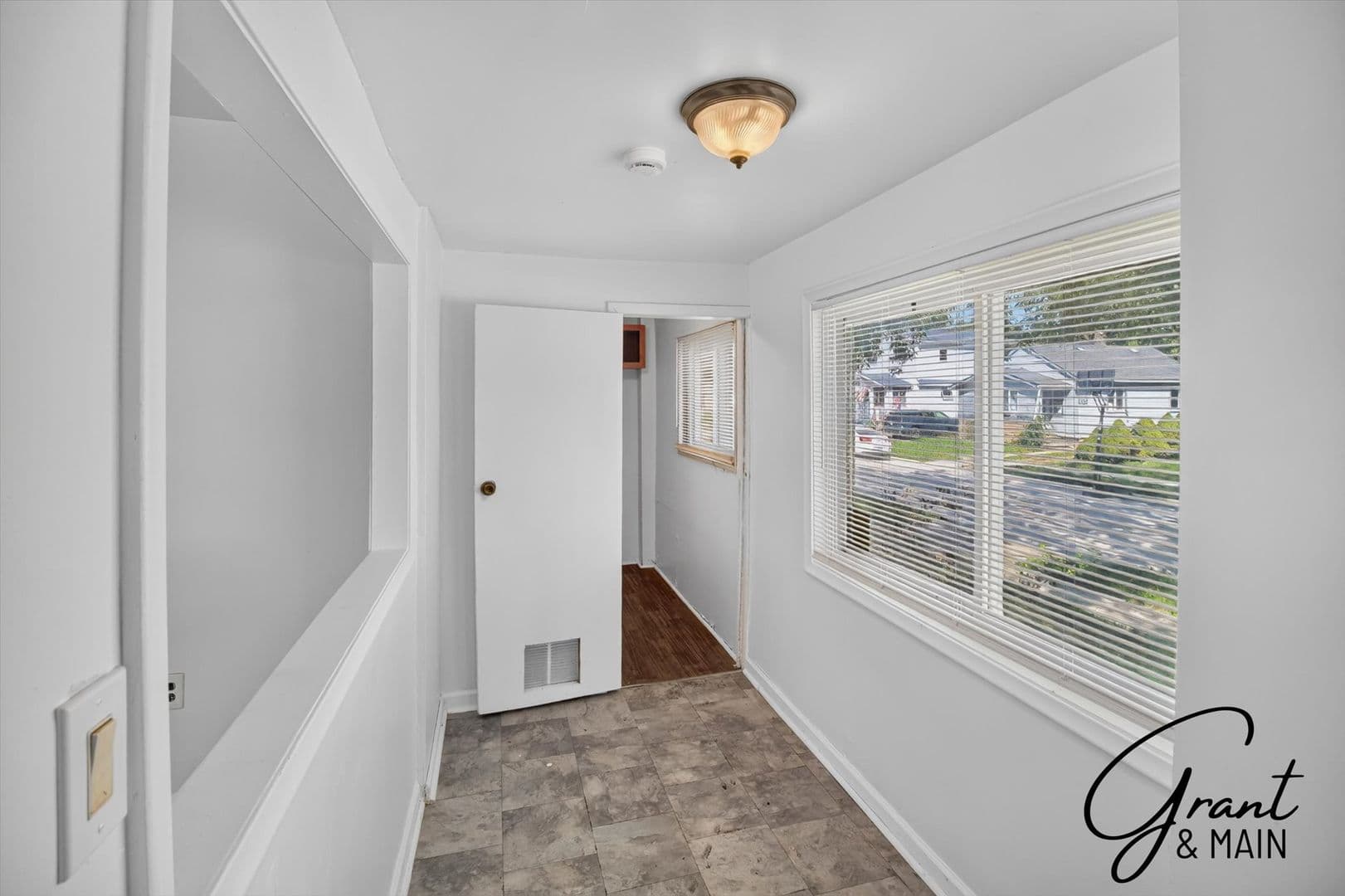 Eastpointe House: 21787 Nevada