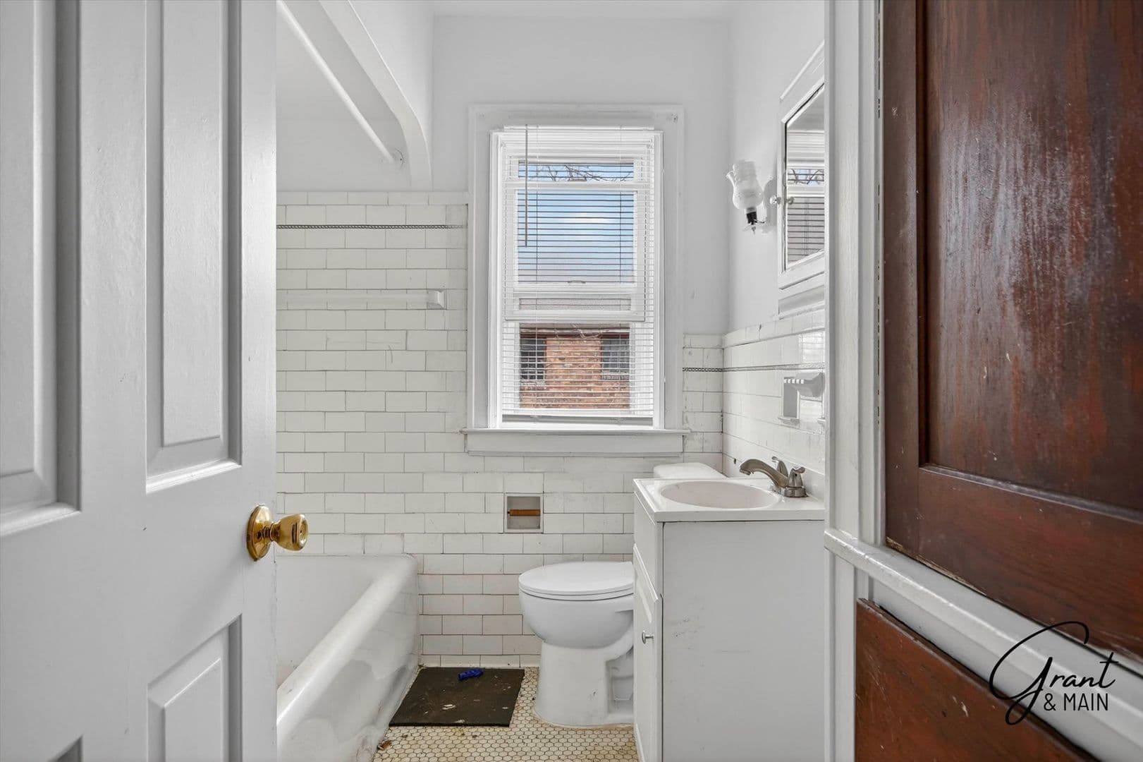 Detroit Apartment: 10343 -10345 Crocuslawn St.