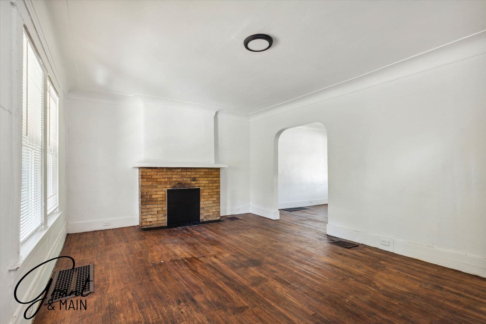 Highland Park House: 326 Eason Ave