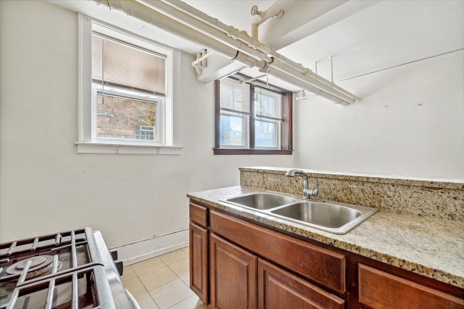 Detroit Apartment: 709 Hazelwood