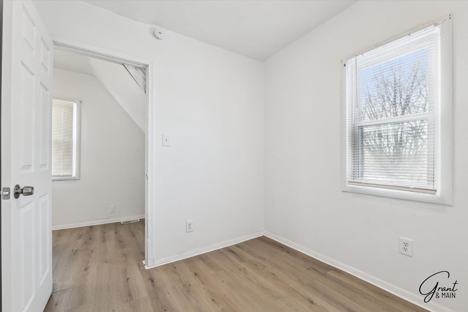 Warren House: 2615 Emmons