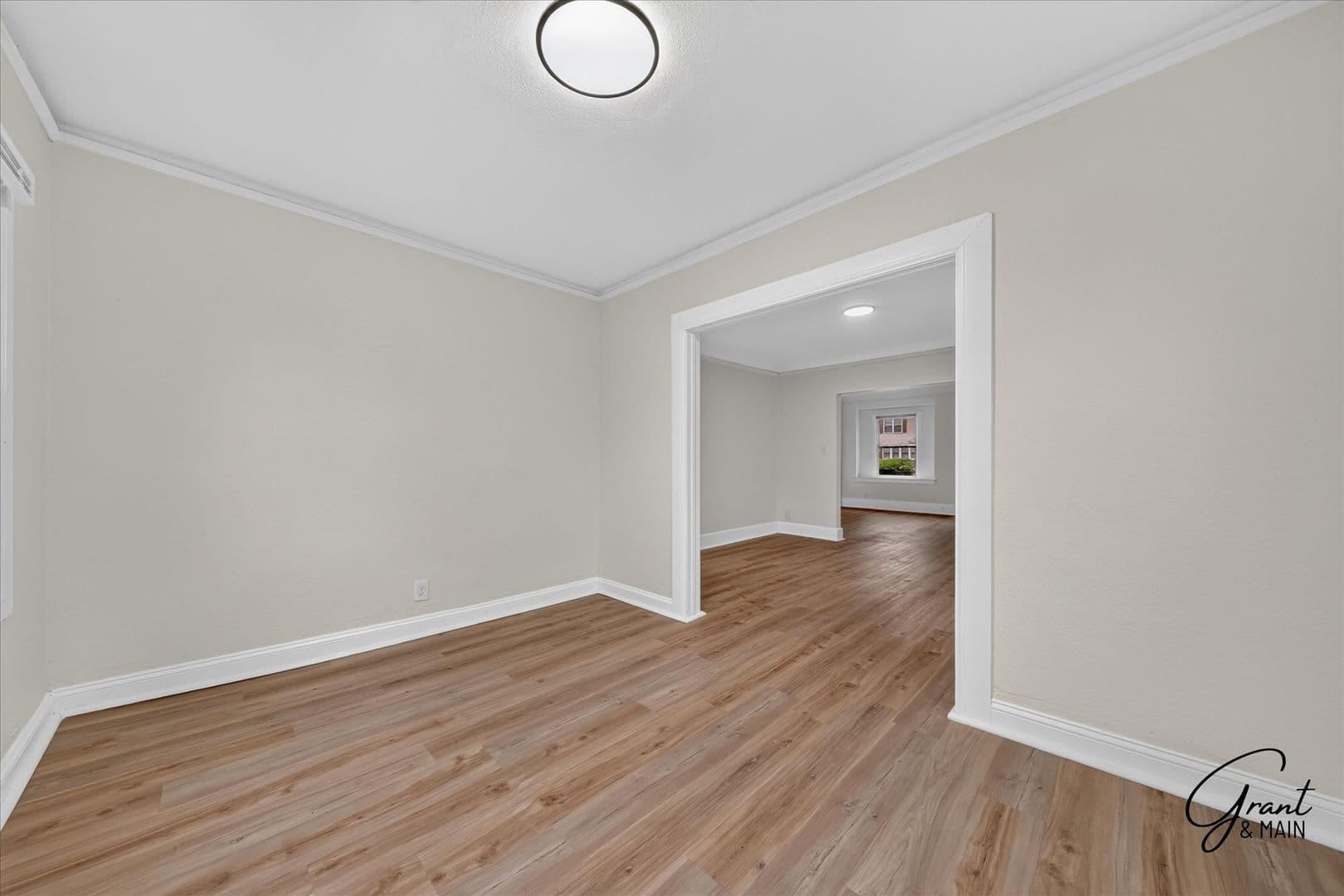 Detroit House: 2633 Burlingame St