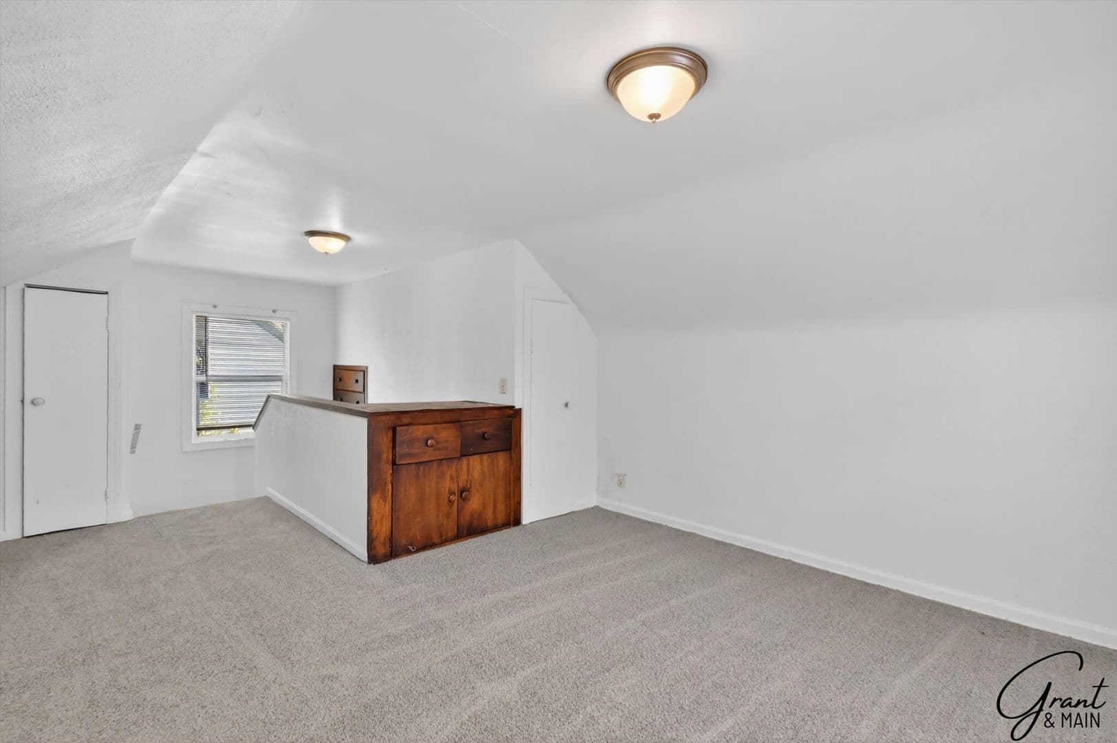 Detroit House: 20259 Oakfield
