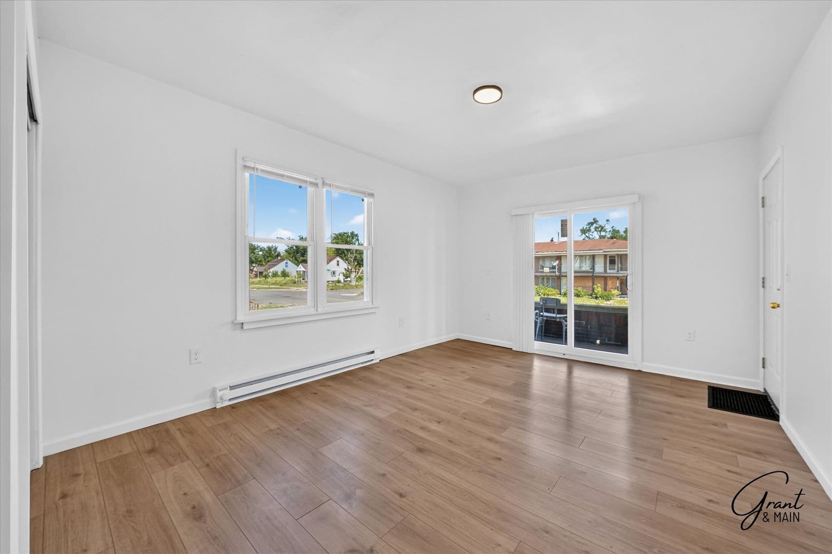 Detroit Apartment: 12932 Greiner