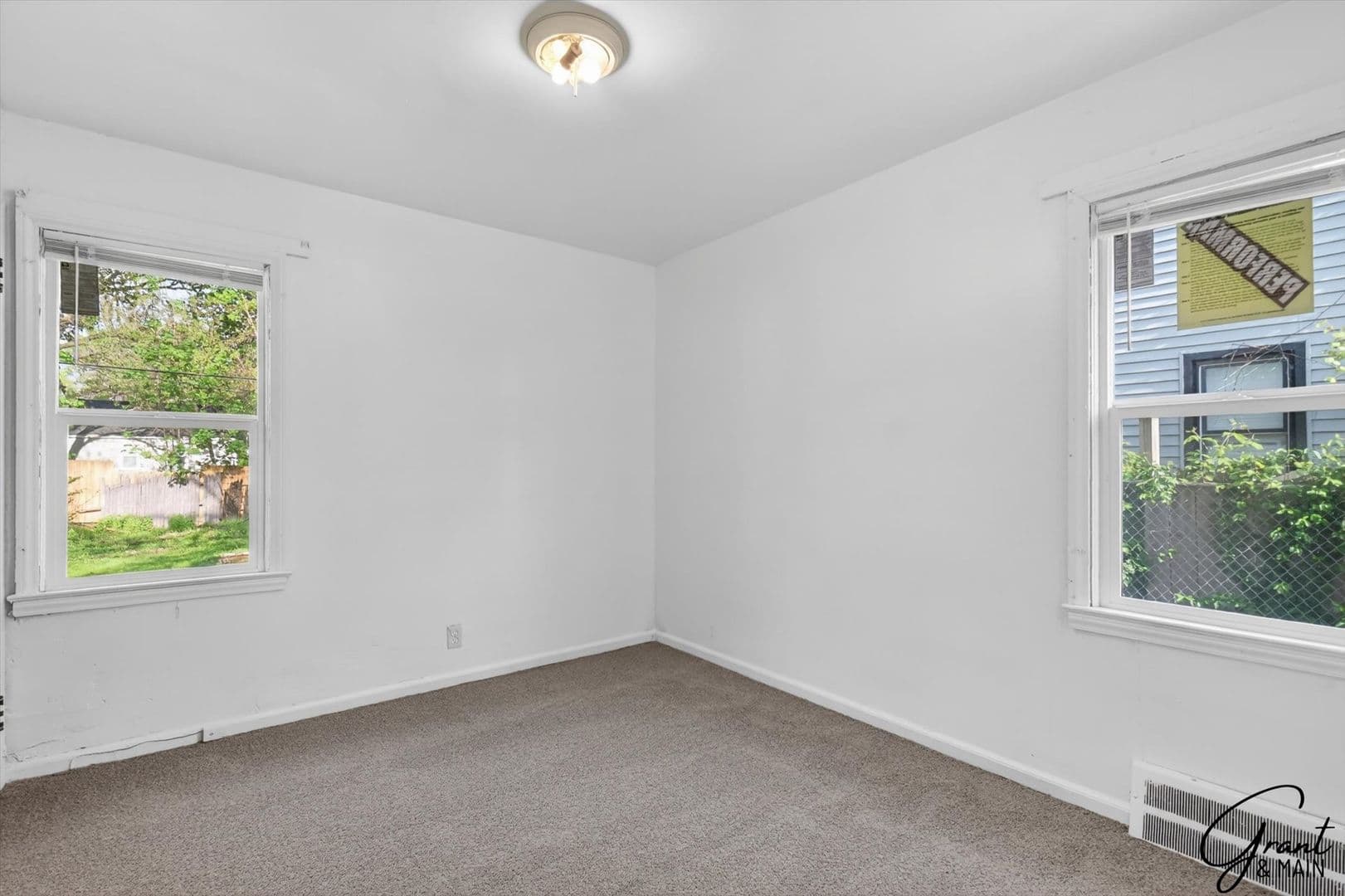 Detroit House: 20259 Oakfield