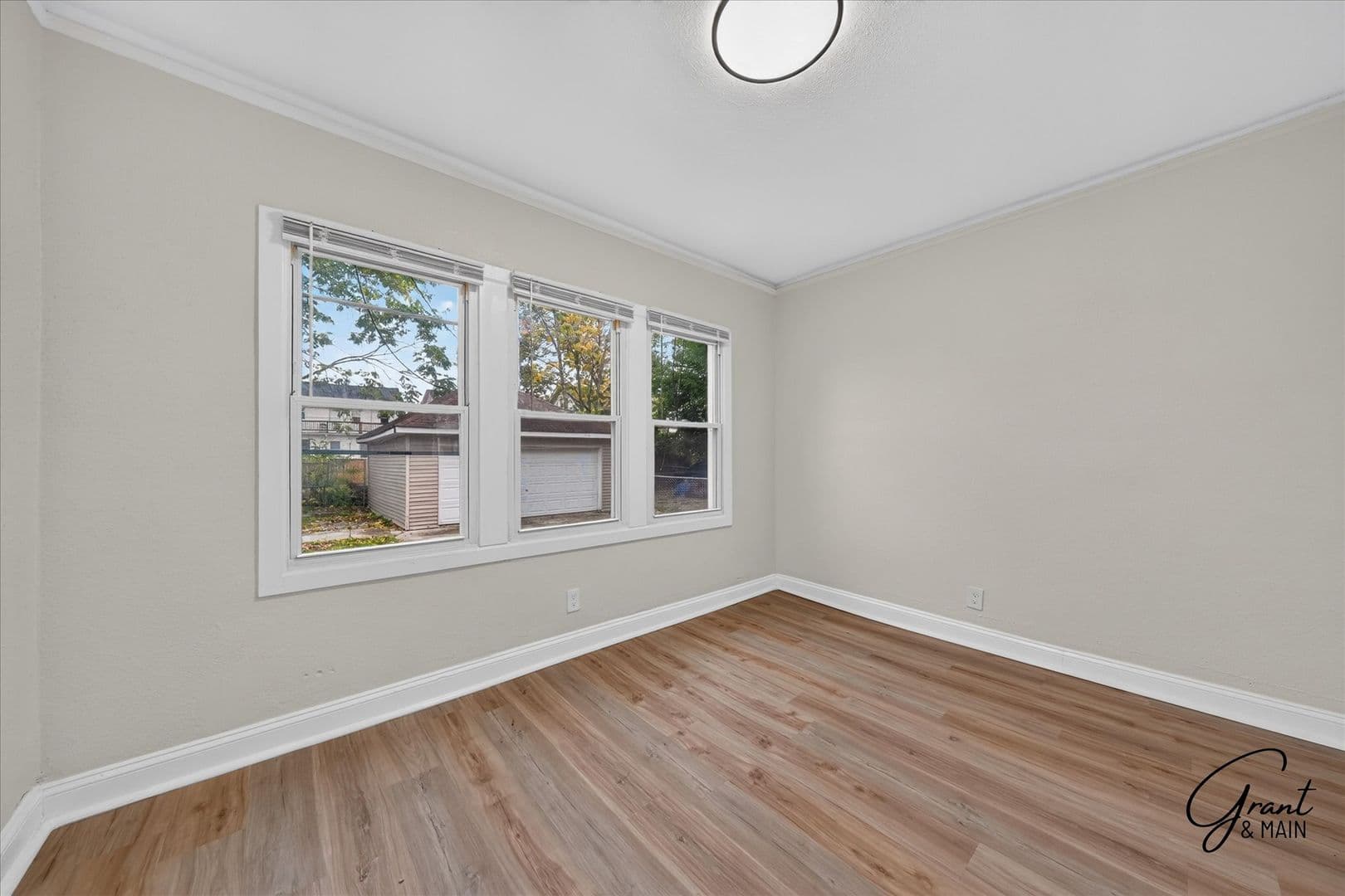 Detroit House: 2633 Burlingame St