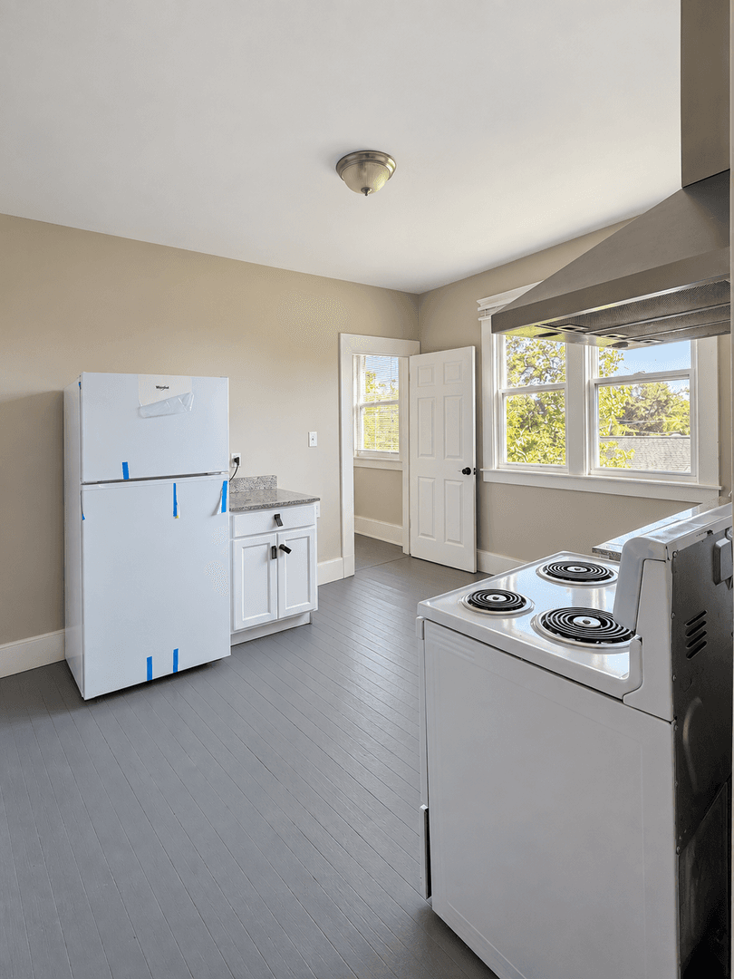 Detroit Apartment: 591 Hague Street
