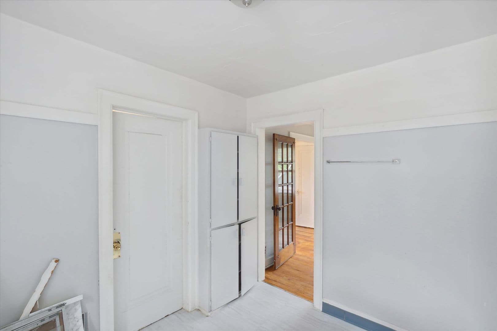 Detroit Apartment: 15758 Mendota