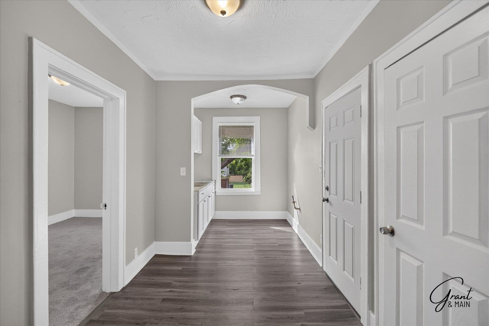 Detroit Apartment: 7005 - 7015 Eaton Street