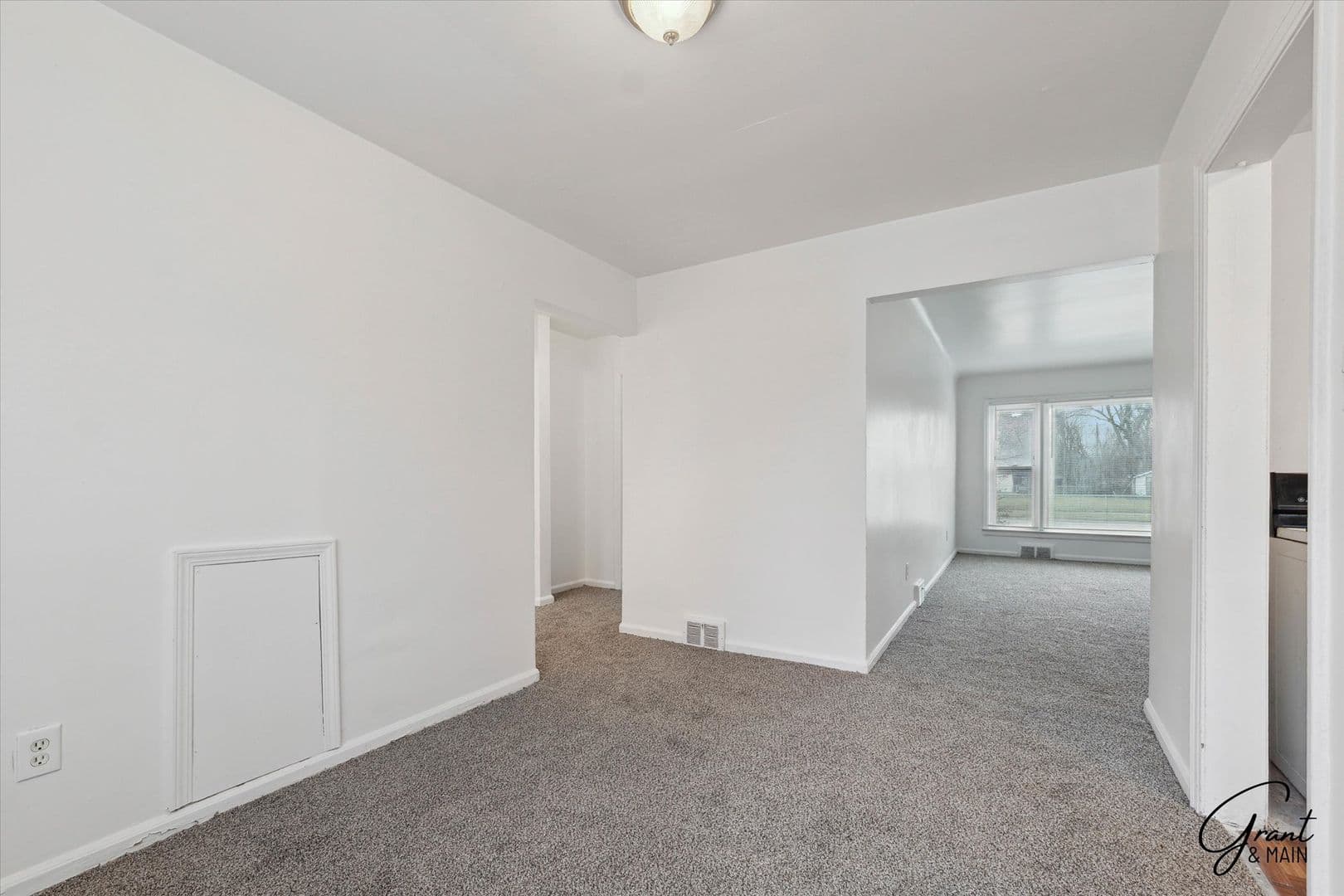 Detroit Apartment: 15818 Puritan