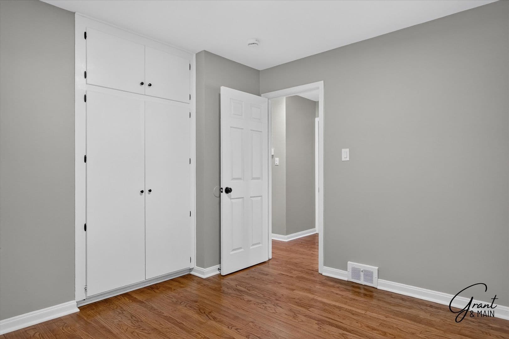 Saint Clair Shores House: 22854 Lingemann St.