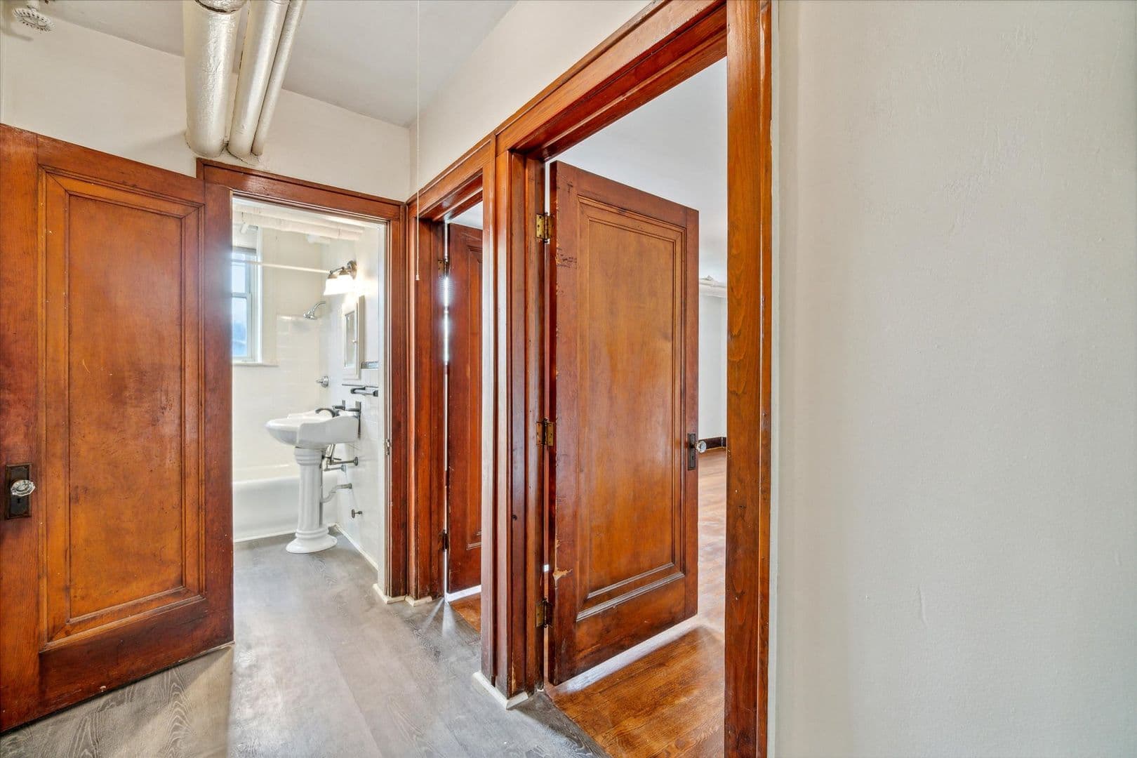 Detroit Apartment: 709 Hazelwood