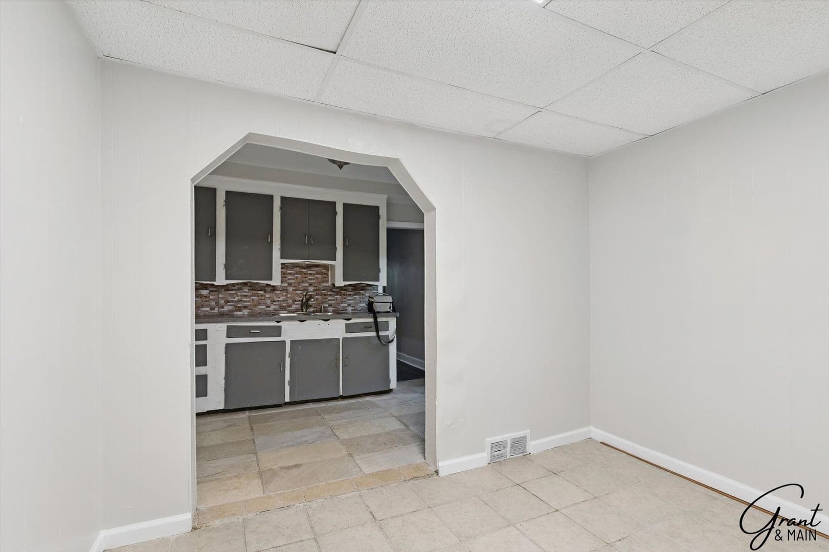 Detroit House: 4082 Hereford
