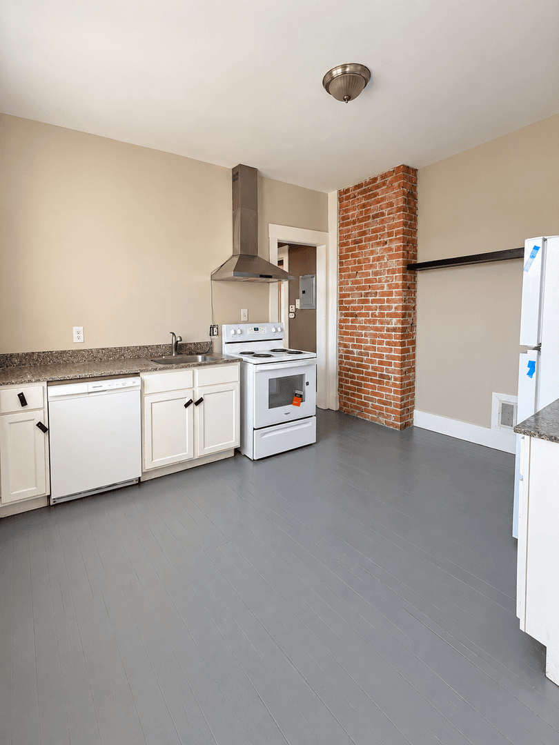 Detroit Apartment: 591 Hague Street