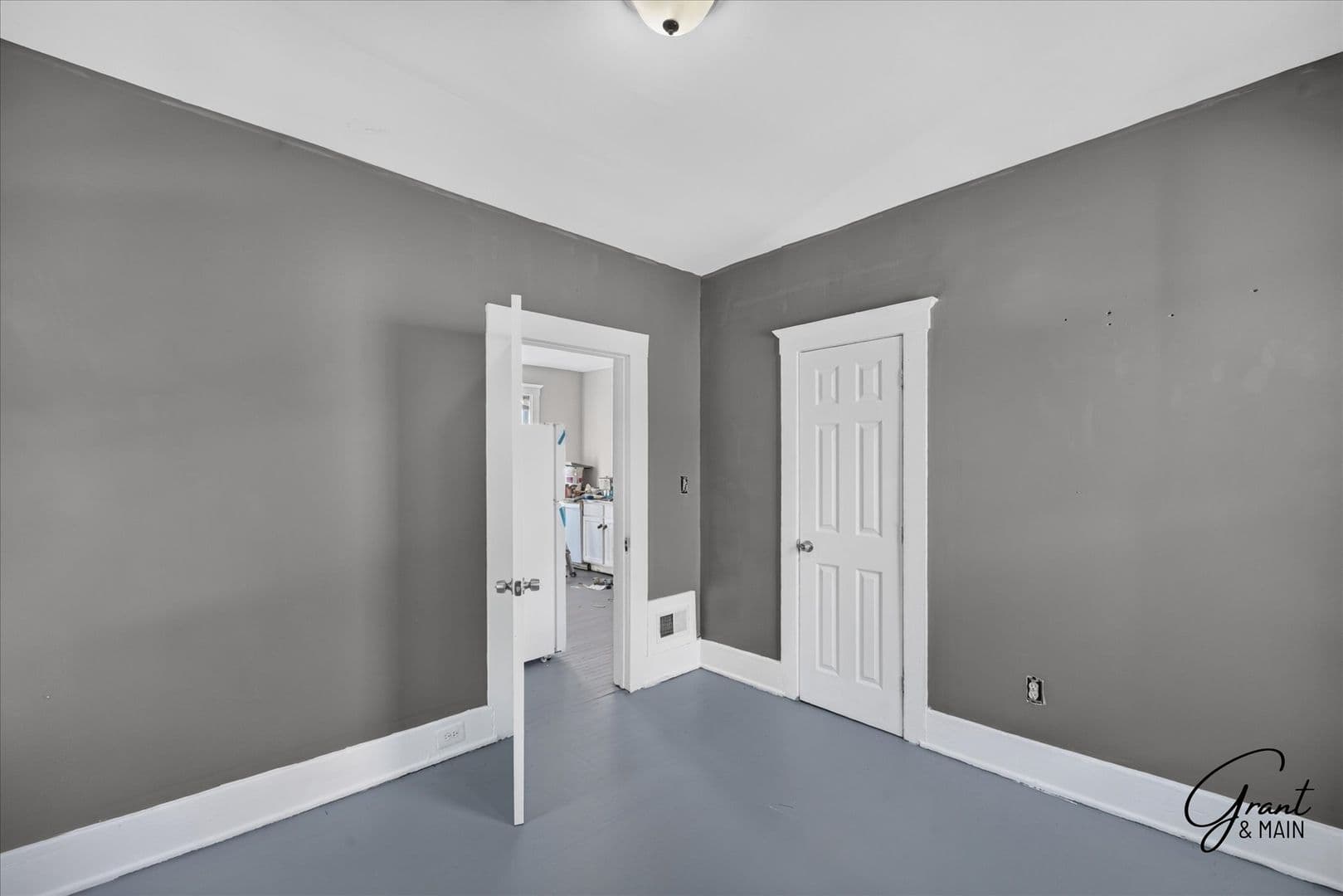 Detroit Apartment: 591 Hague Street