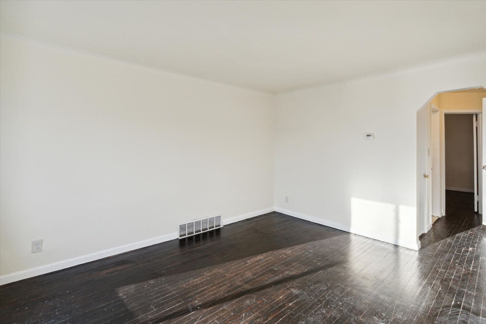 Detroit House: 8615 Strathmoor