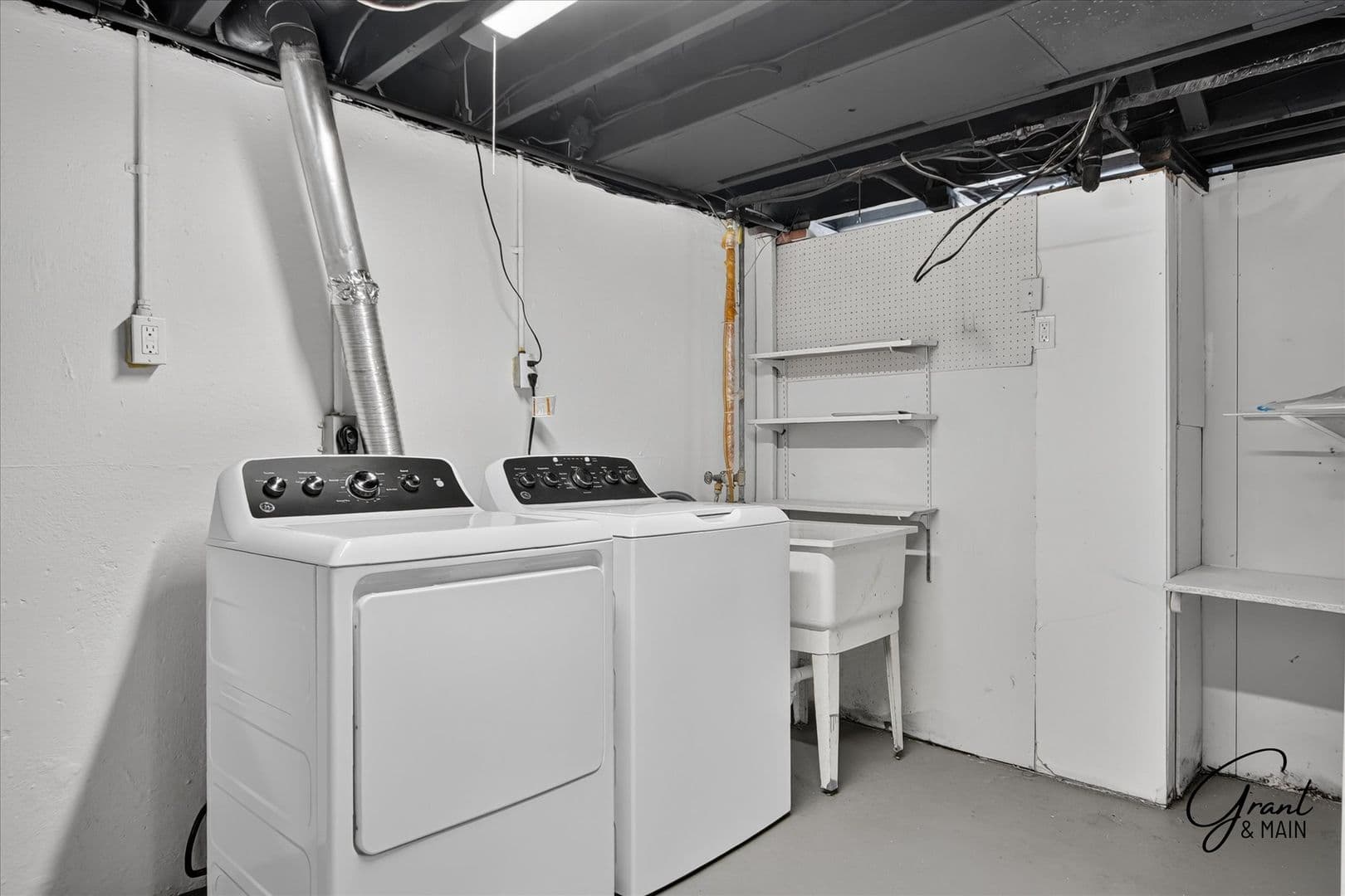 Saint Clair Shores House: 22854 Lingemann St.