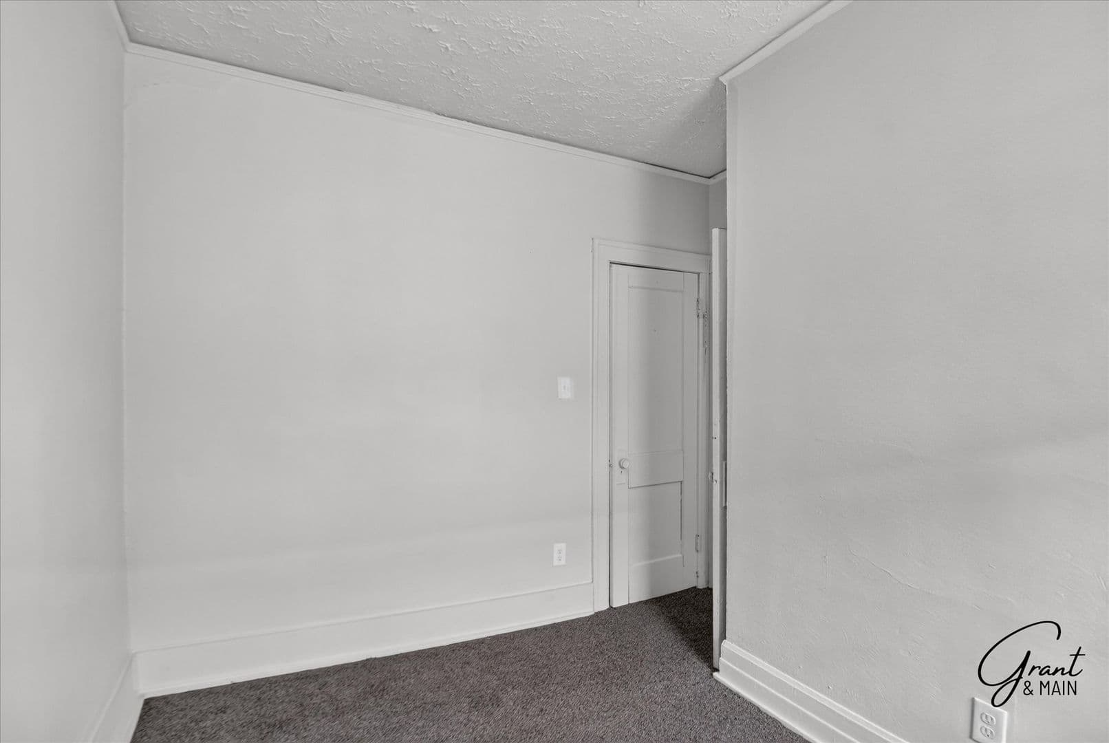 Detroit Apartment: 3509-3511 Concord St