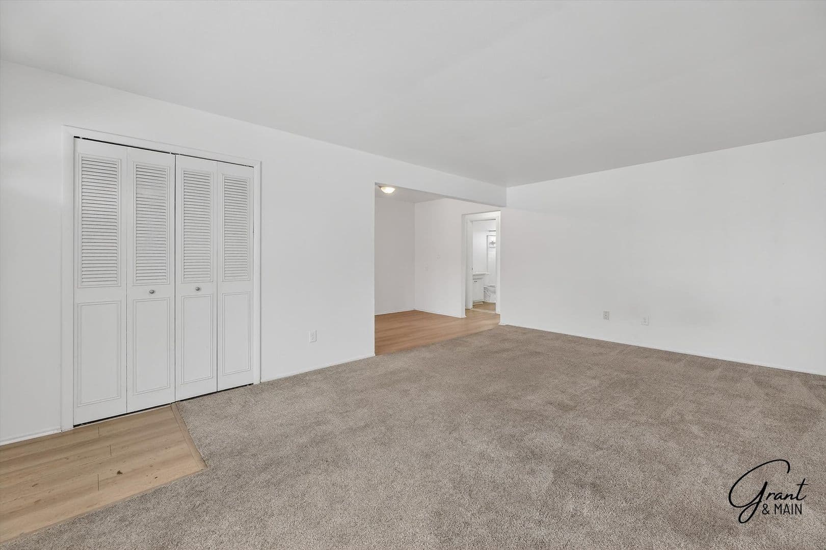 Garden City Apartment: 6409 Middlebelt