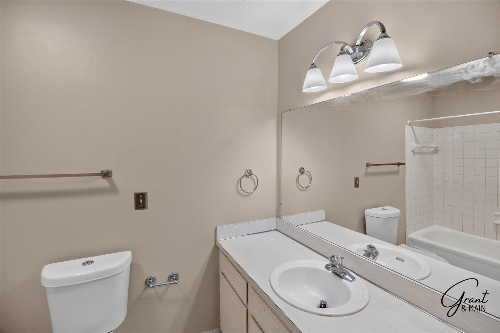 Harrison Township House: 24715 Meadow Ln #36