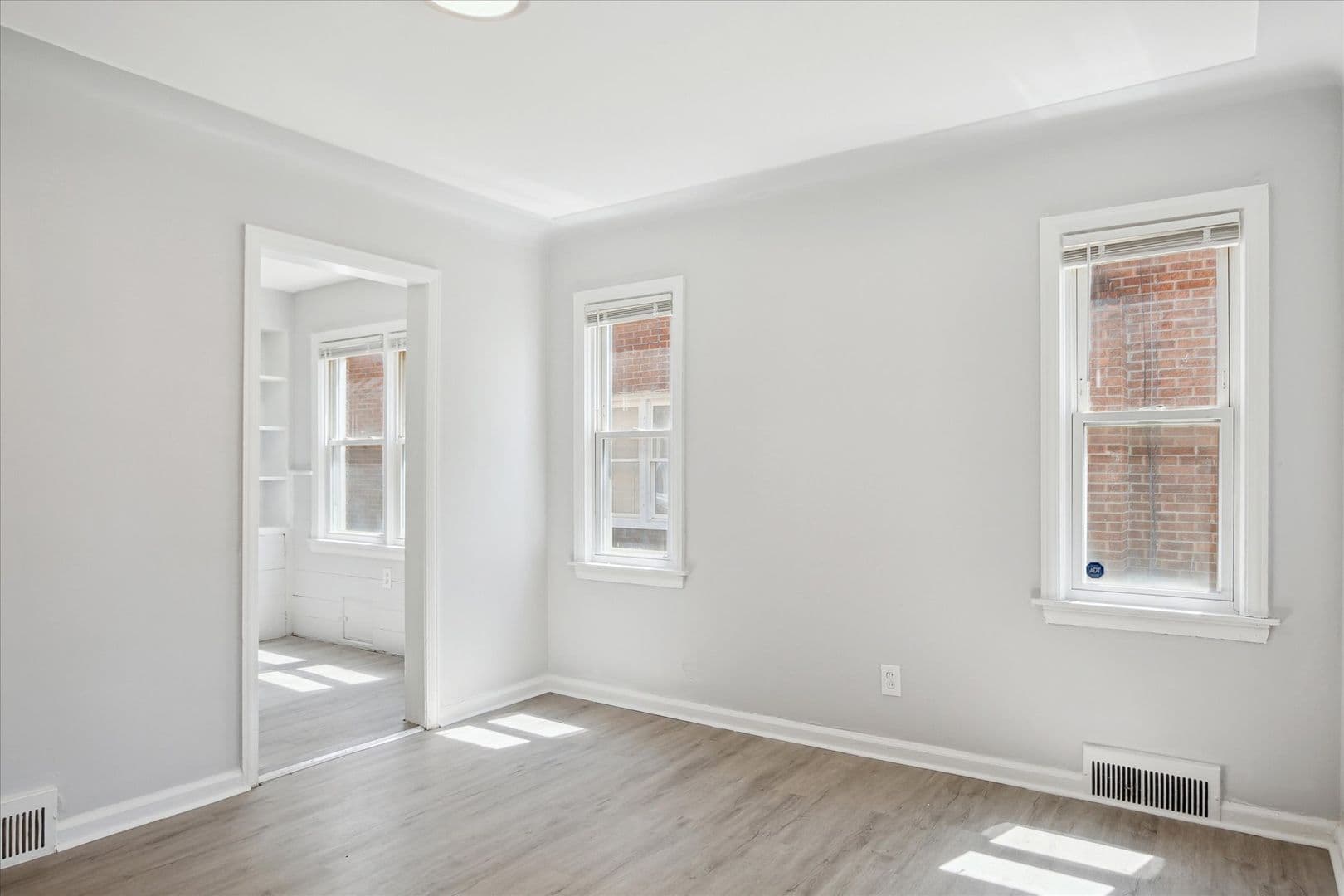 Detroit House: 17326 Mansfield