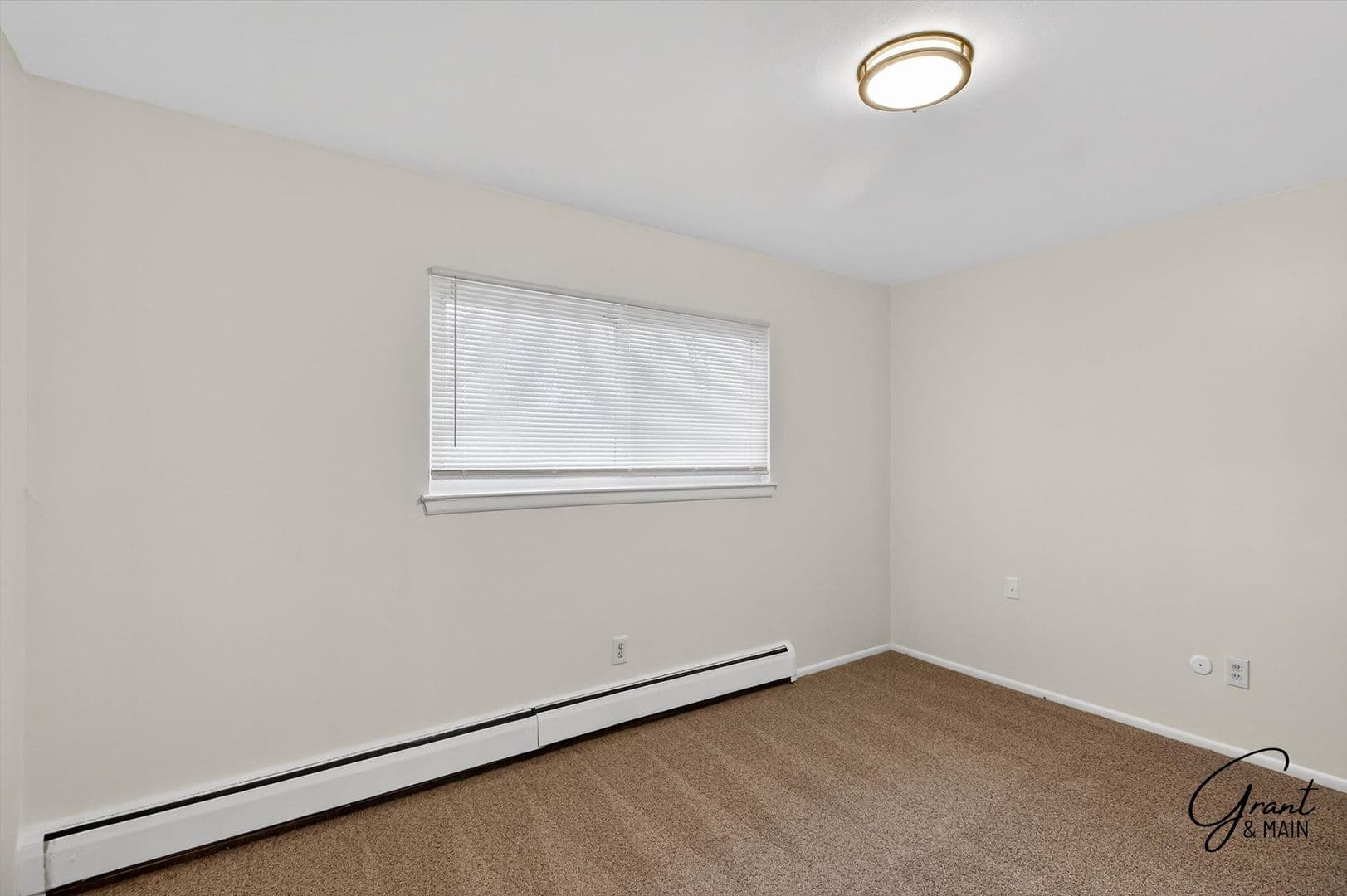 Detroit Apartment: 22330 W Warren
