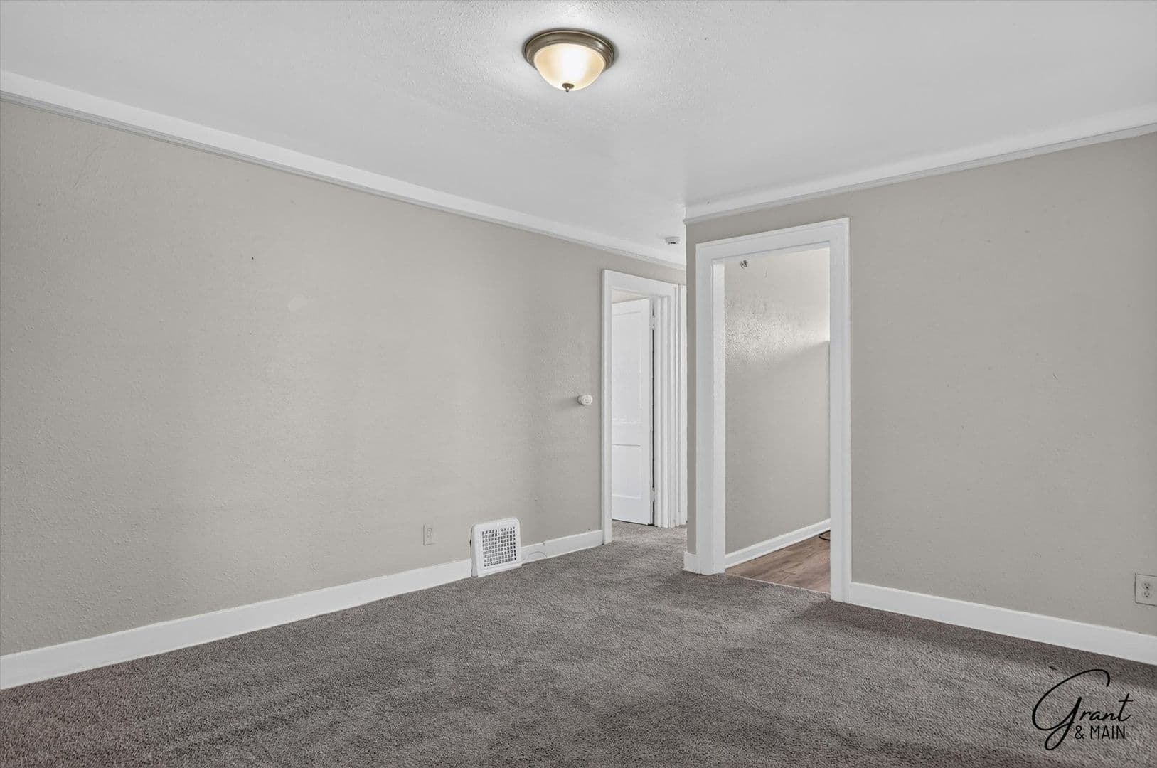 Detroit Apartment: 13528 Ardmore St