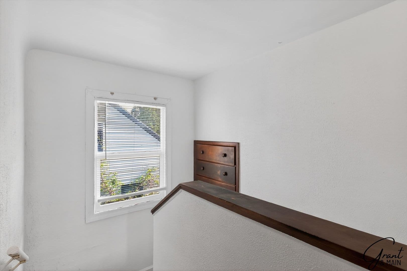 Detroit House: 20259 Oakfield