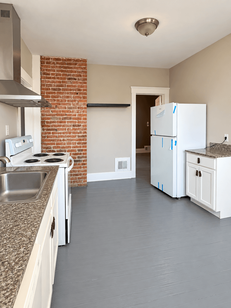 Detroit Apartment: 591 Hague Street