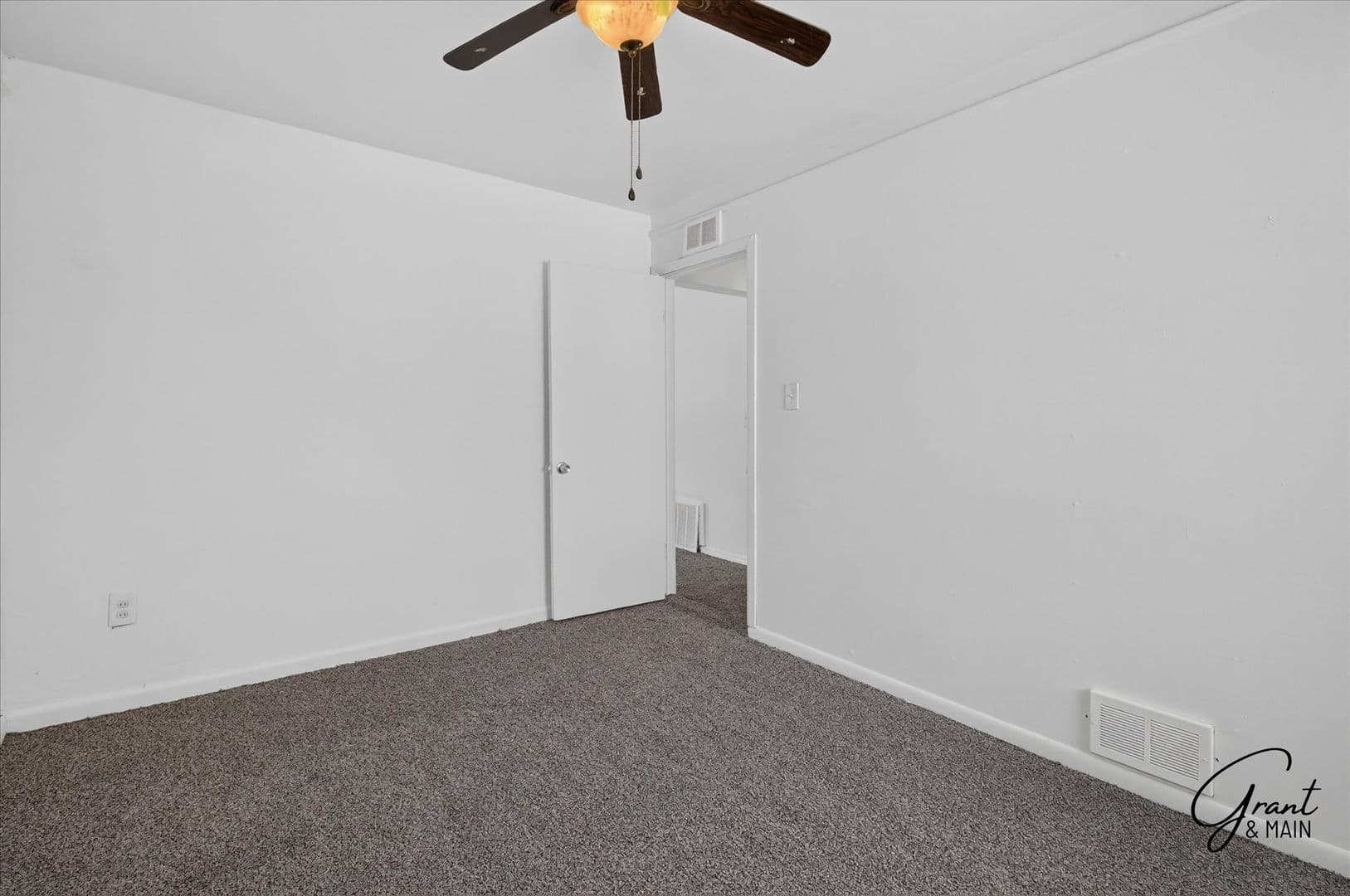 Warren House: 21371 Nummer