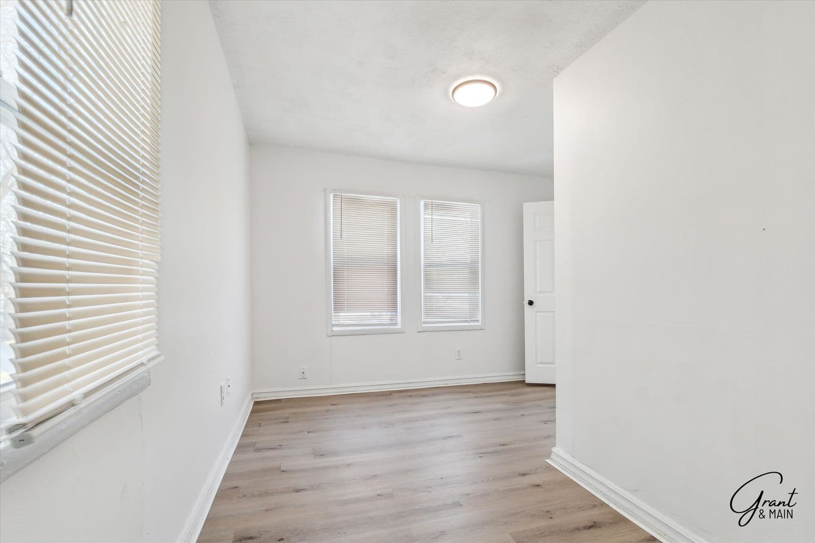 Warren House: 2615 Emmons