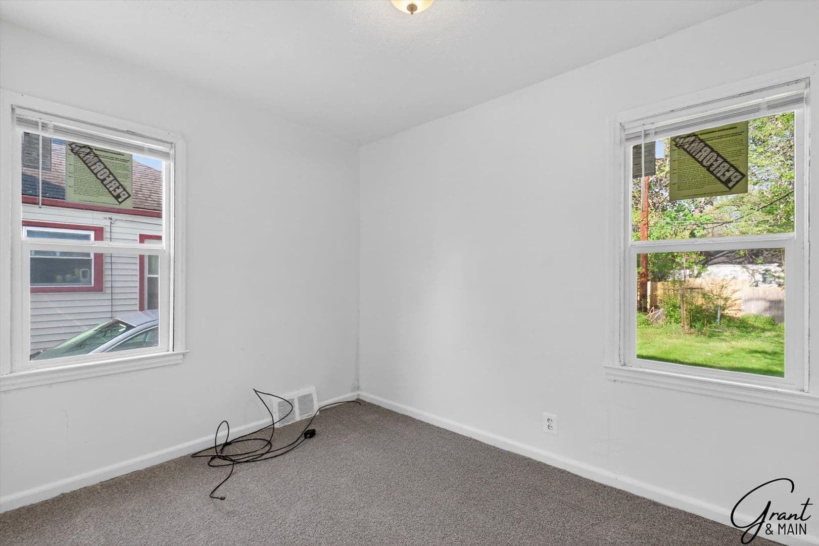 Detroit House: 20259 Oakfield
