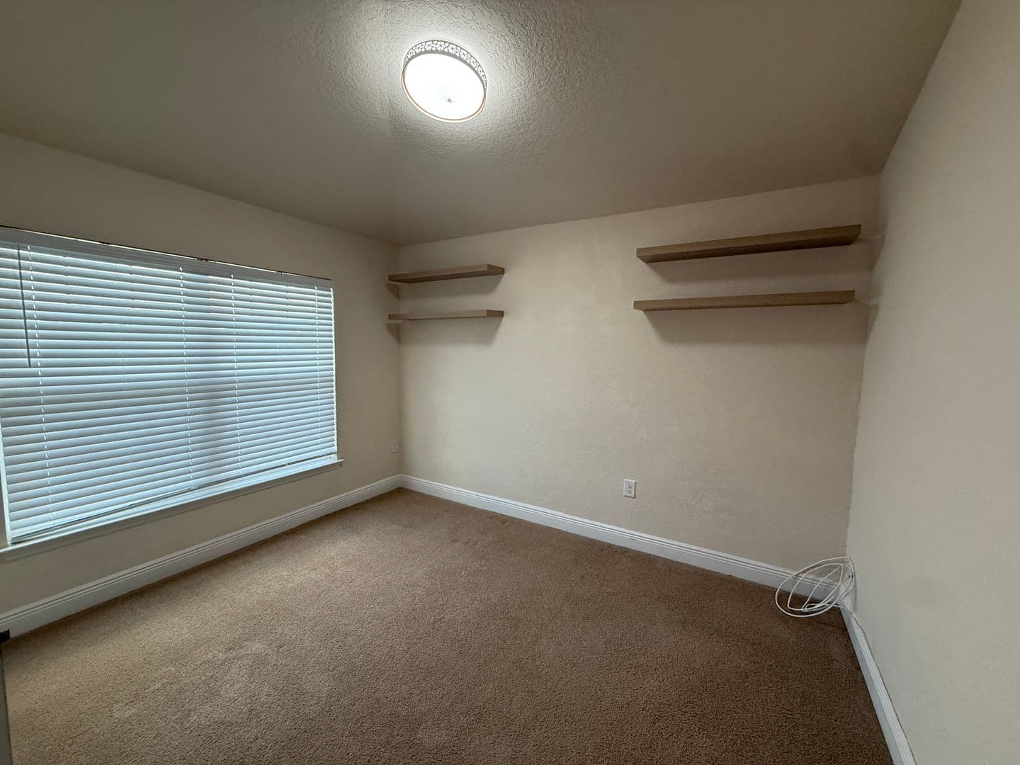 Beverly Hills House: 585 W Runyon Loop
