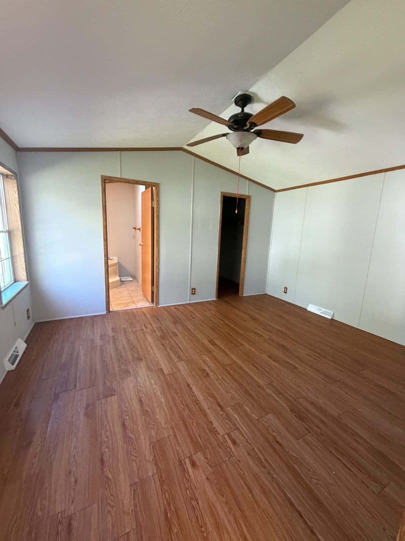 Tuscola Townhome: 701 N. Carico Street
