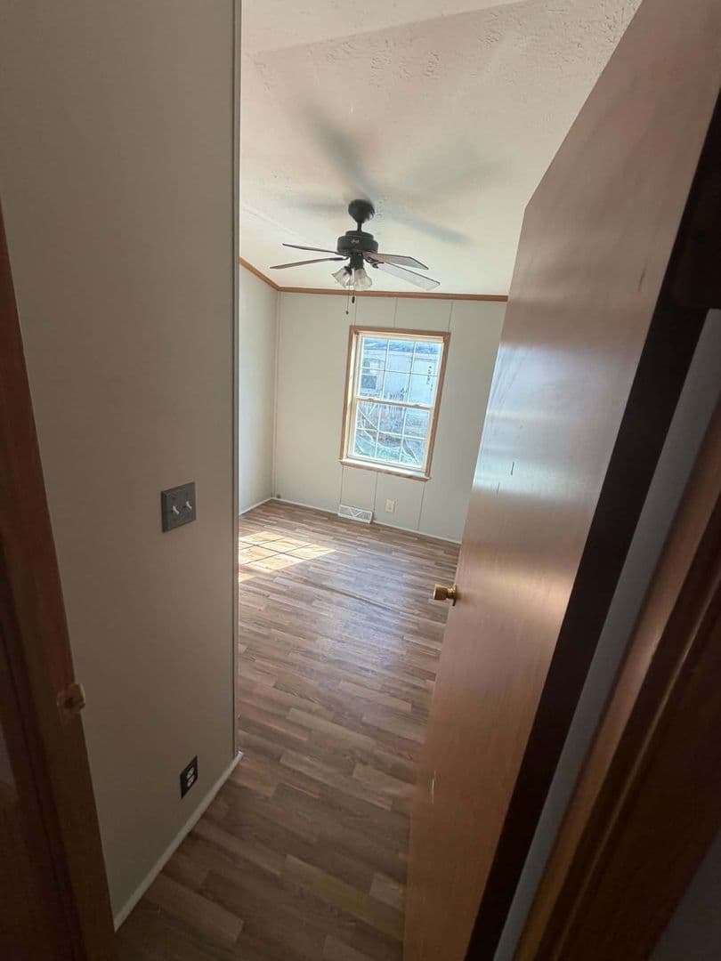 Tuscola Townhome: 701 N. Carico Street