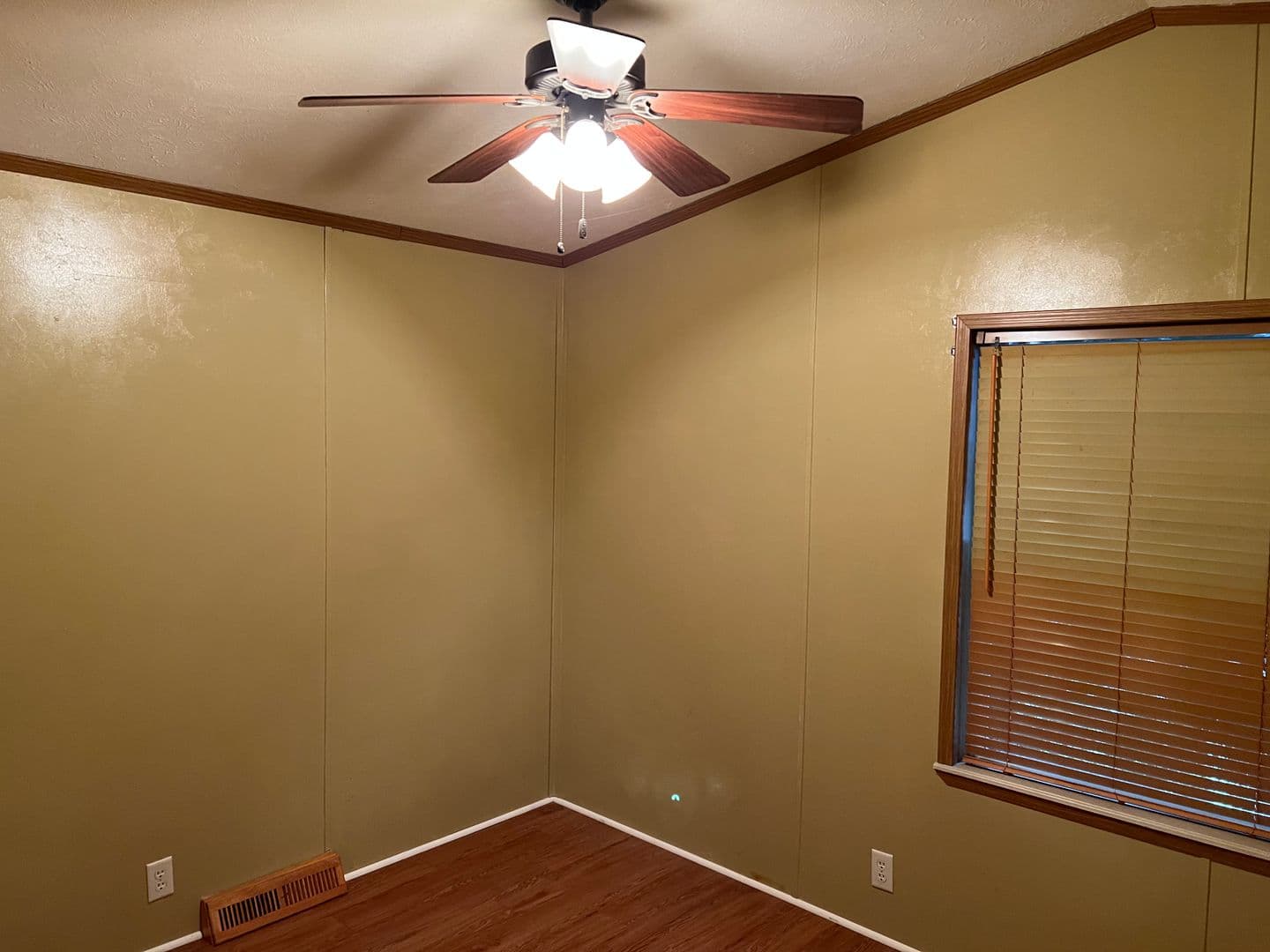Tuscola Townhome: 701 N. Carico Street