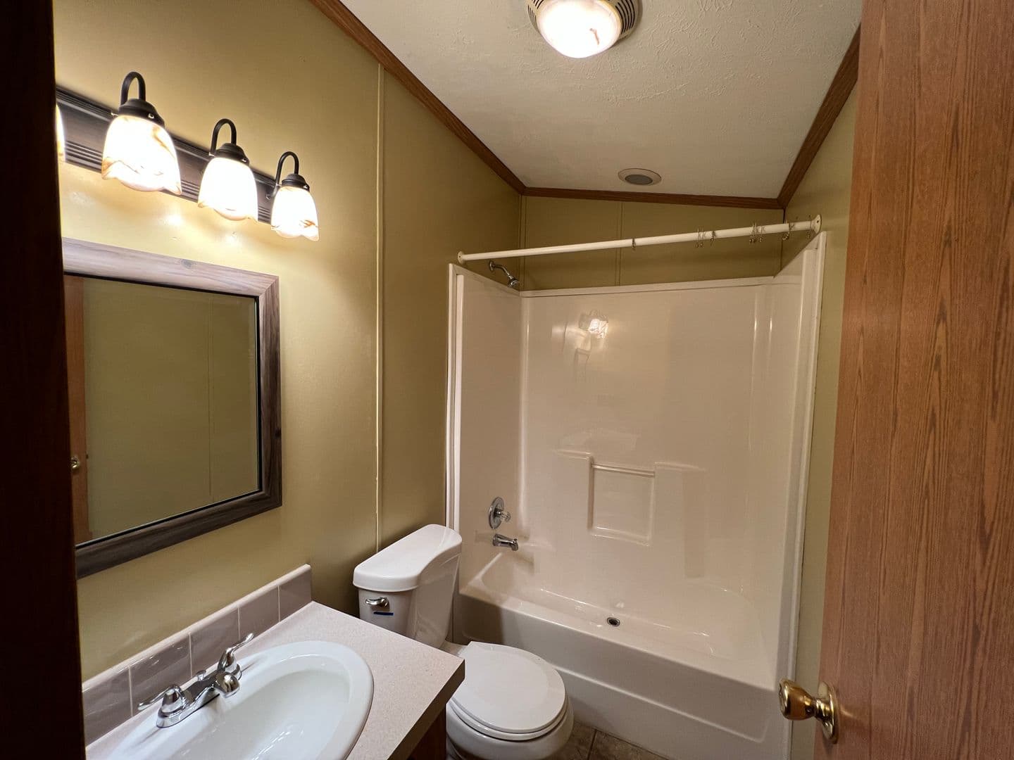 Tuscola Townhome: 701 N. Carico Street