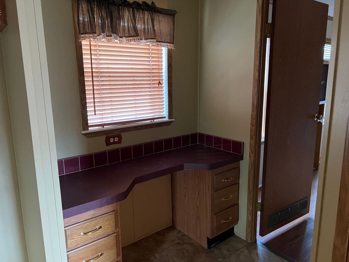 Tuscola Townhome: 701 N. Carico Street