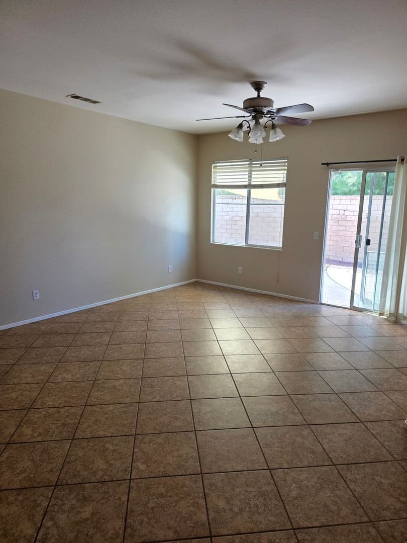 Temecula House: 32811 Tiempo Circle