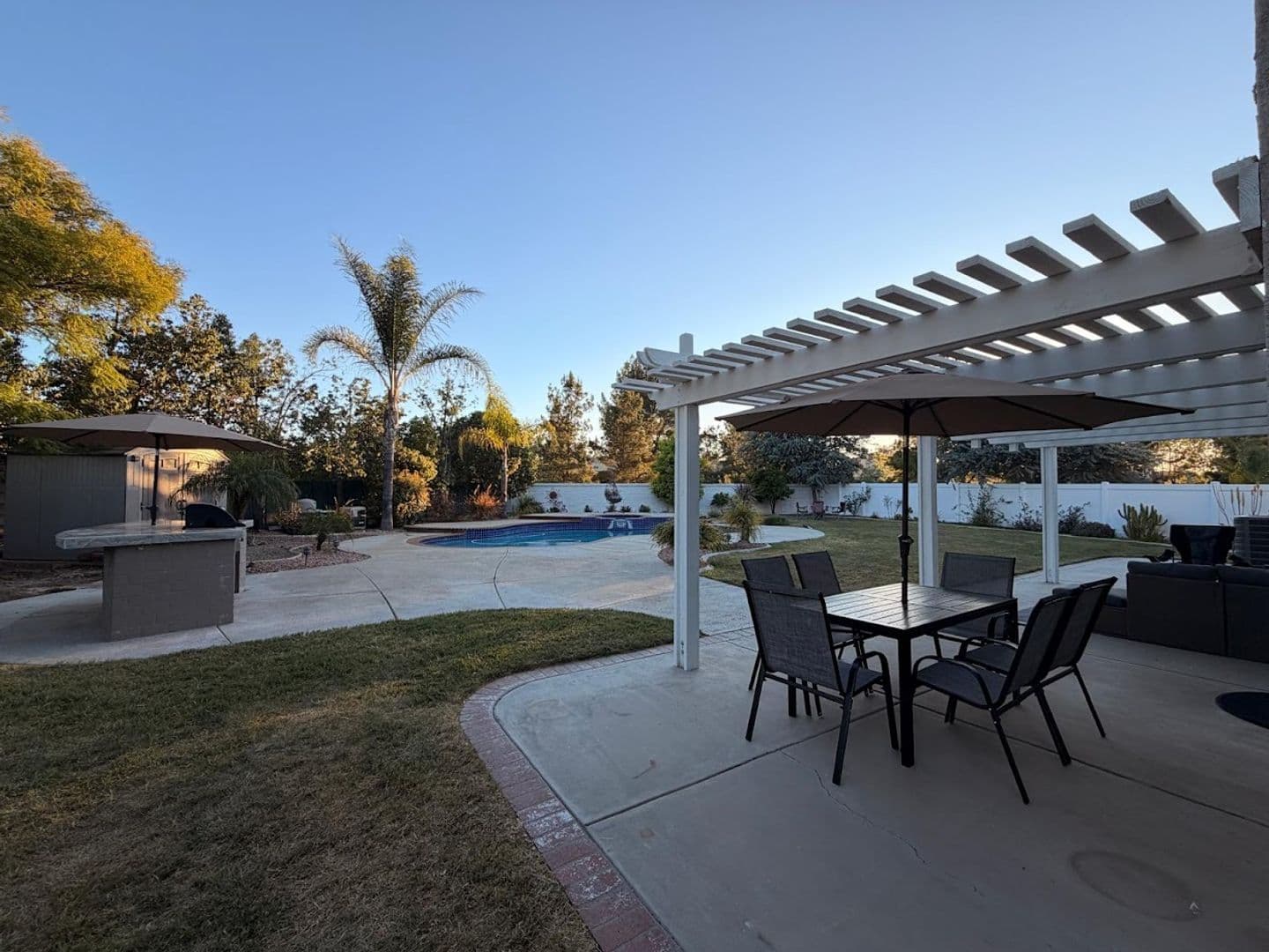 Temecula House: 33321 Calle Langarica