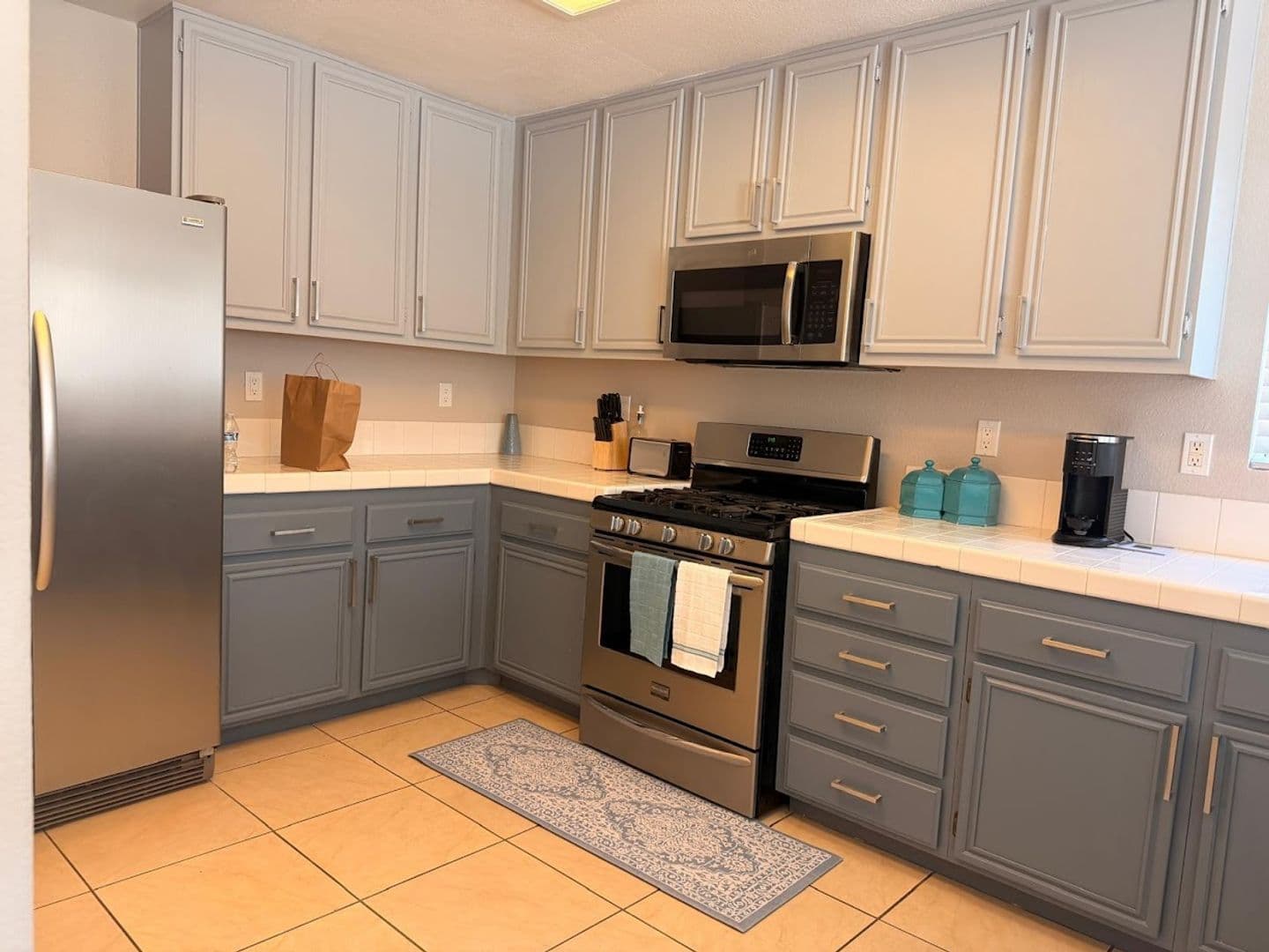 Temecula House: 33321 Calle Langarica