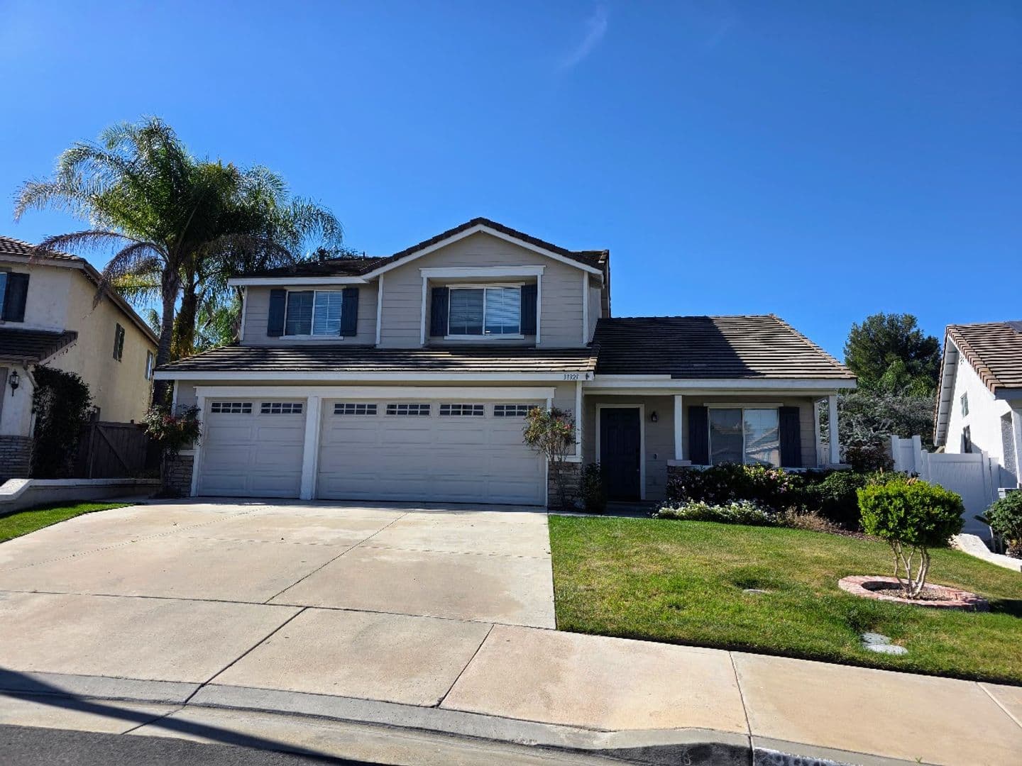 Temecula House: 33321 Calle Langarica